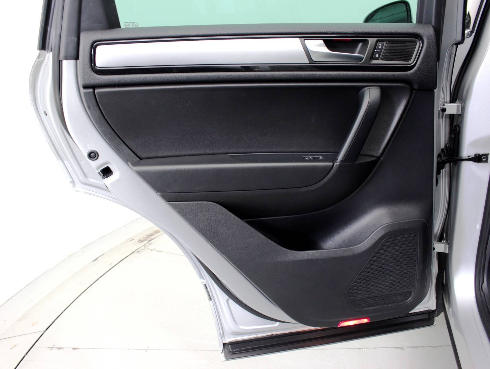 Florida Fine Cars - Used VOLKSWAGEN TOUAREG 2013 MIAMI Vr6 Fsi Sport Awd