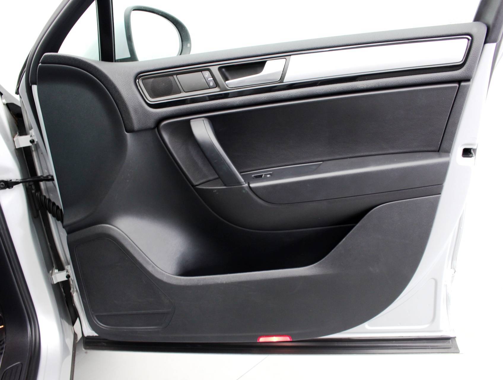 Florida Fine Cars - Used VOLKSWAGEN TOUAREG 2013 MIAMI Vr6 Fsi Sport Awd