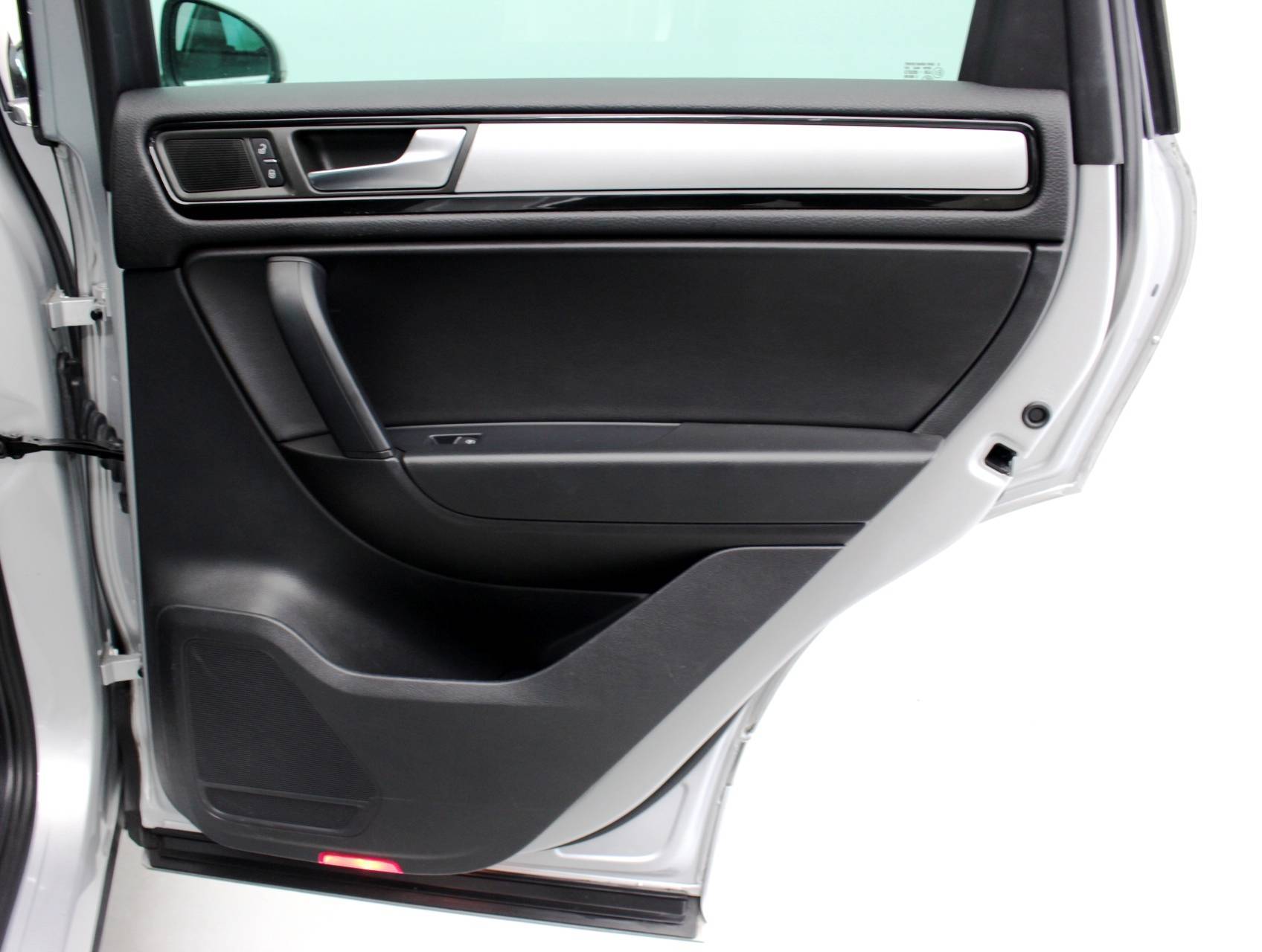 Florida Fine Cars - Used VOLKSWAGEN TOUAREG 2013 MIAMI Vr6 Fsi Sport Awd