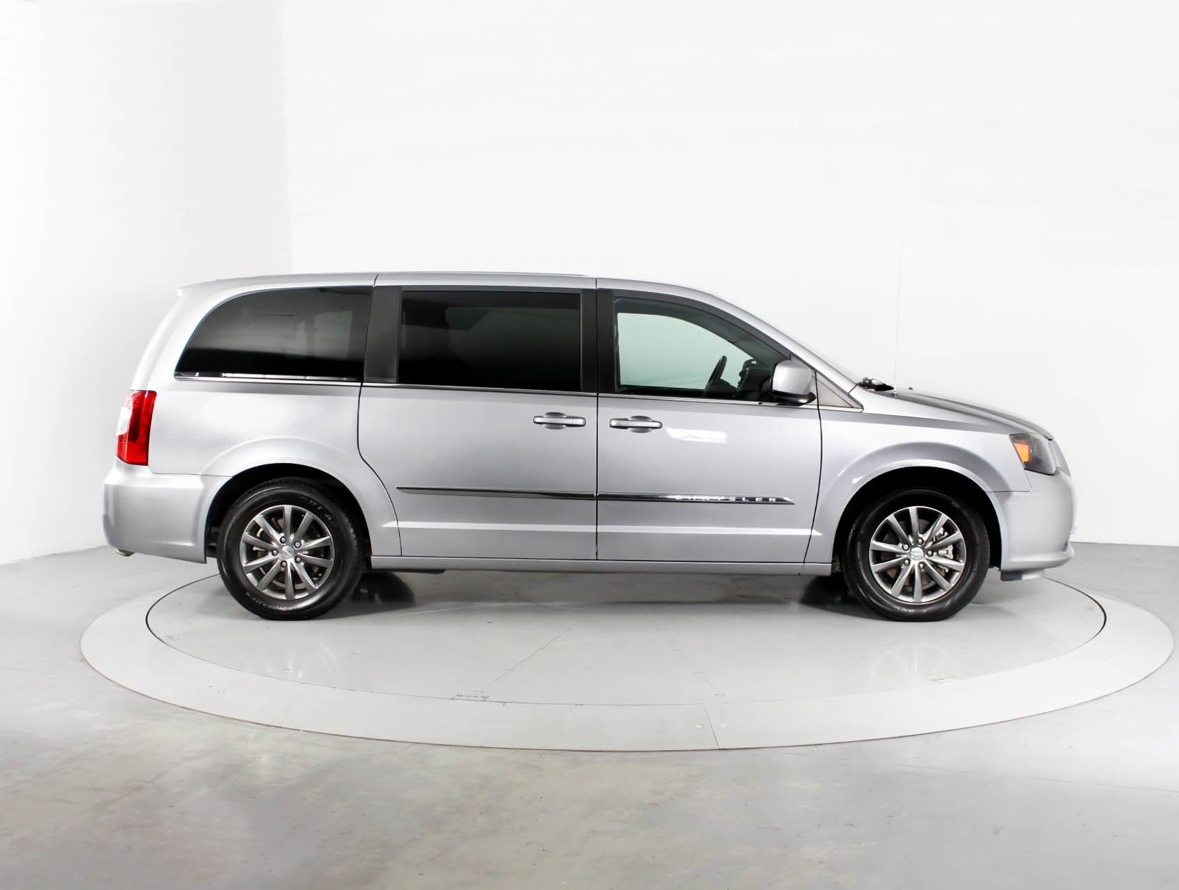 Florida Fine Cars - Used CHRYSLER TOWN & COUNTRY 2014 WEST PALM S