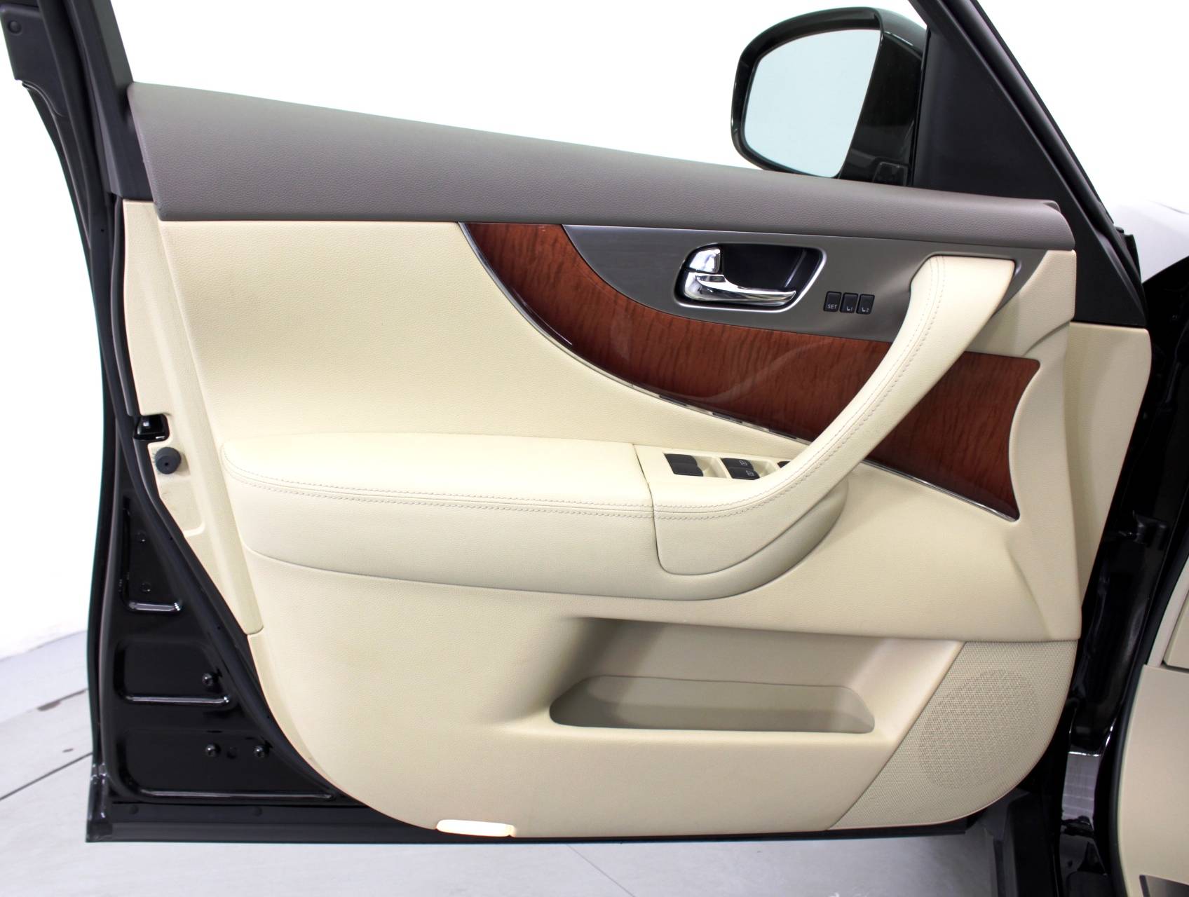 Florida Fine Cars - Used INFINITI QX70 2015 MIAMI 