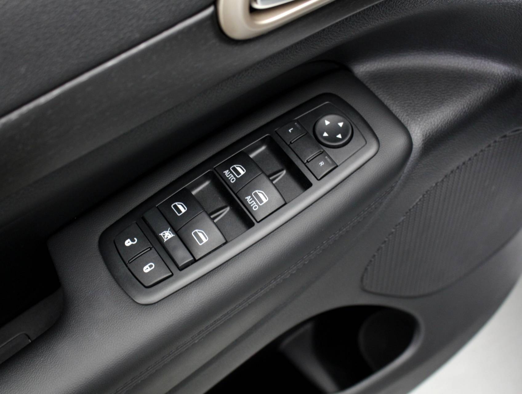 Florida Fine Cars - Used JEEP GRAND CHEROKEE 2015 MIAMI LAREDO