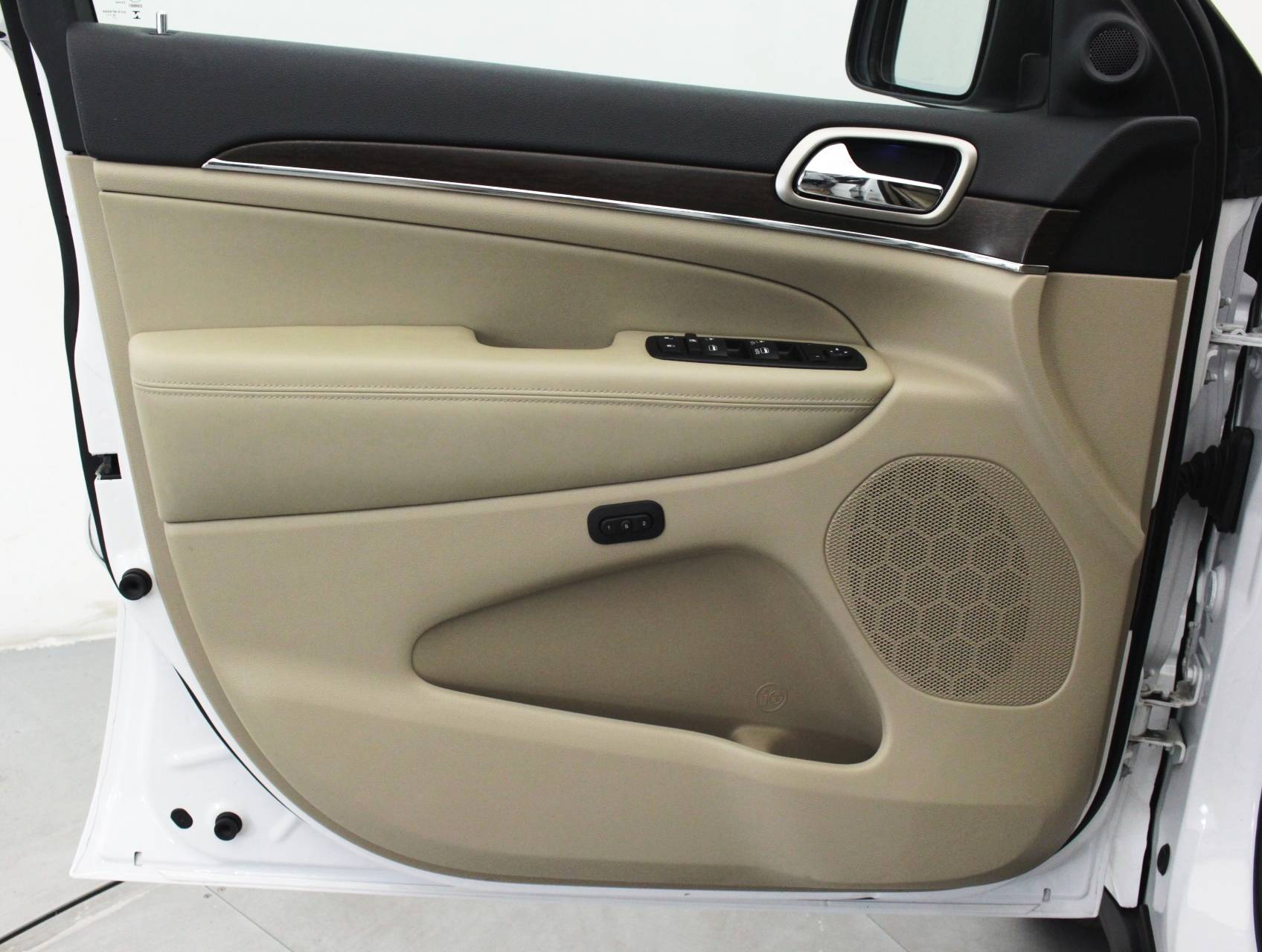 Florida Fine Cars - Used JEEP GRAND CHEROKEE 2015 MIAMI LIMITED