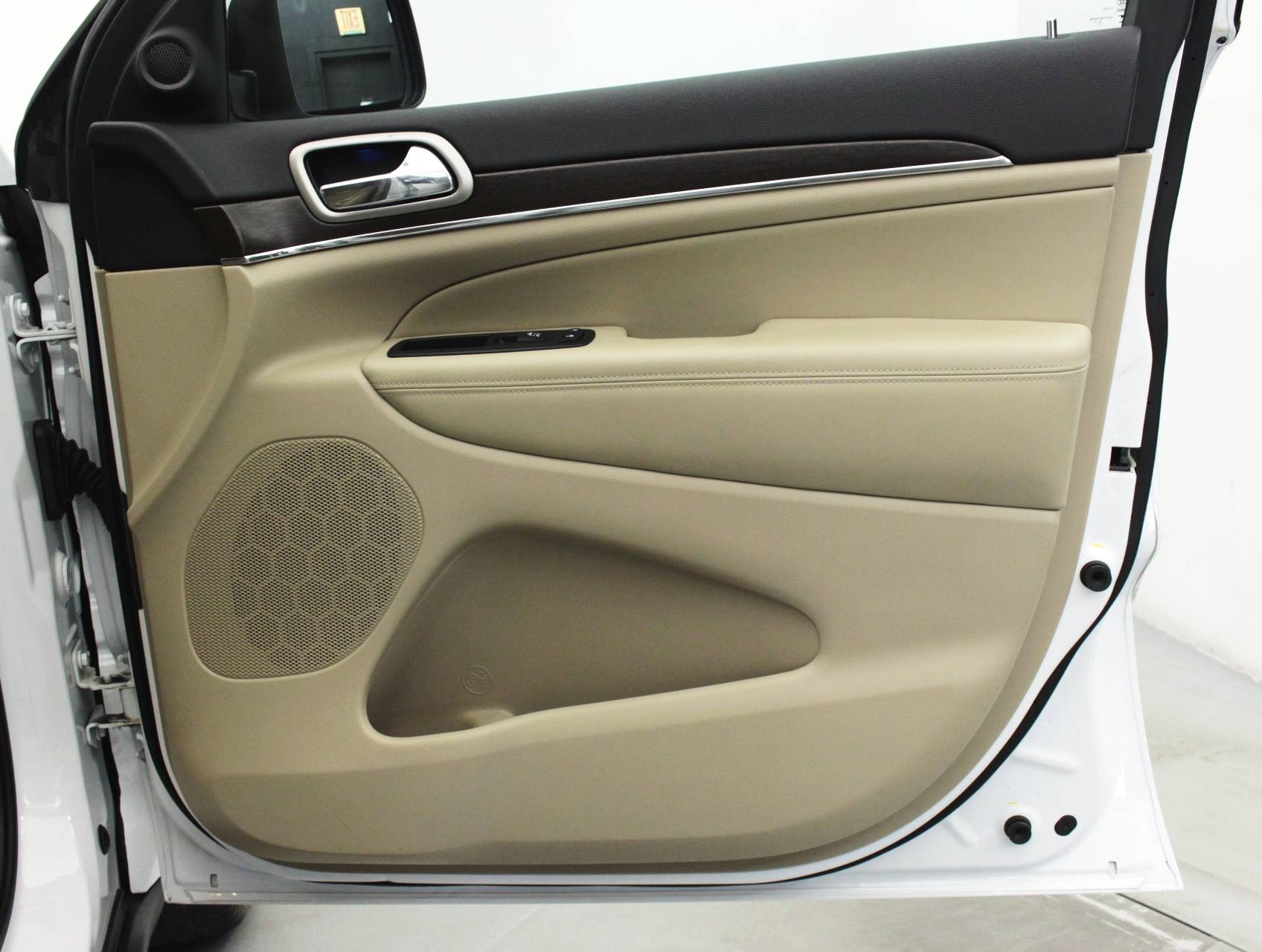 Florida Fine Cars - Used JEEP GRAND CHEROKEE 2015 MIAMI LIMITED