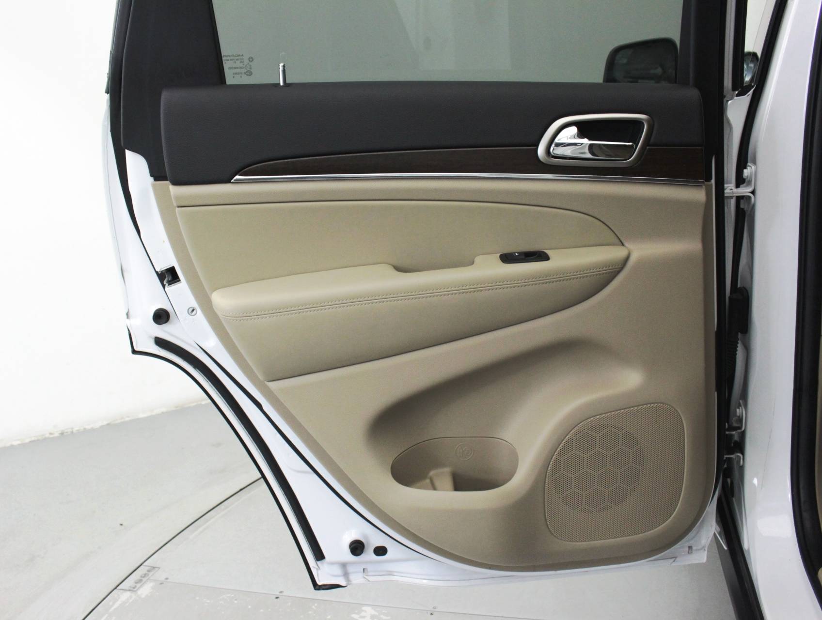 Florida Fine Cars - Used JEEP GRAND CHEROKEE 2015 MIAMI LIMITED