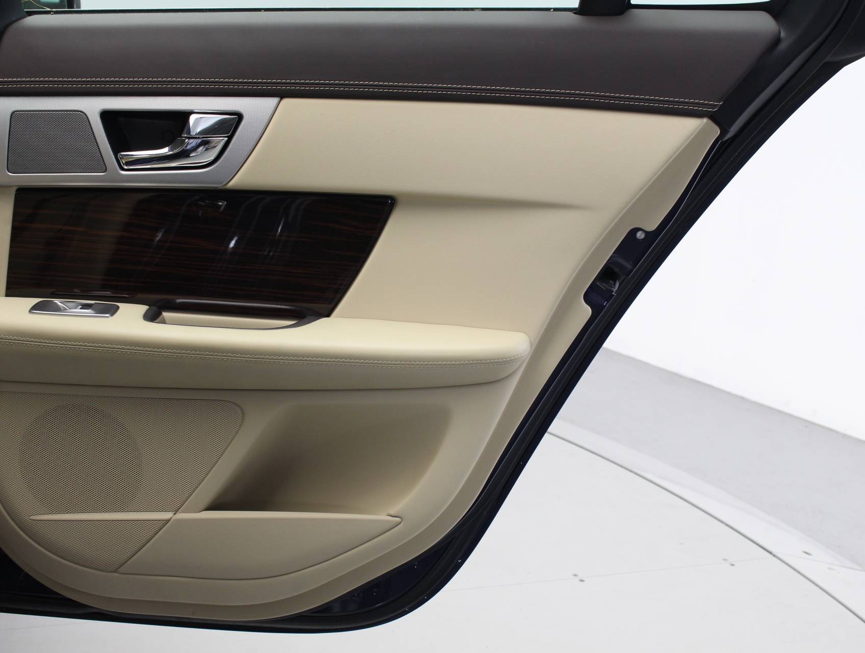 Florida Fine Cars - Used JAGUAR XF 2015 WEST PALM Portfolio