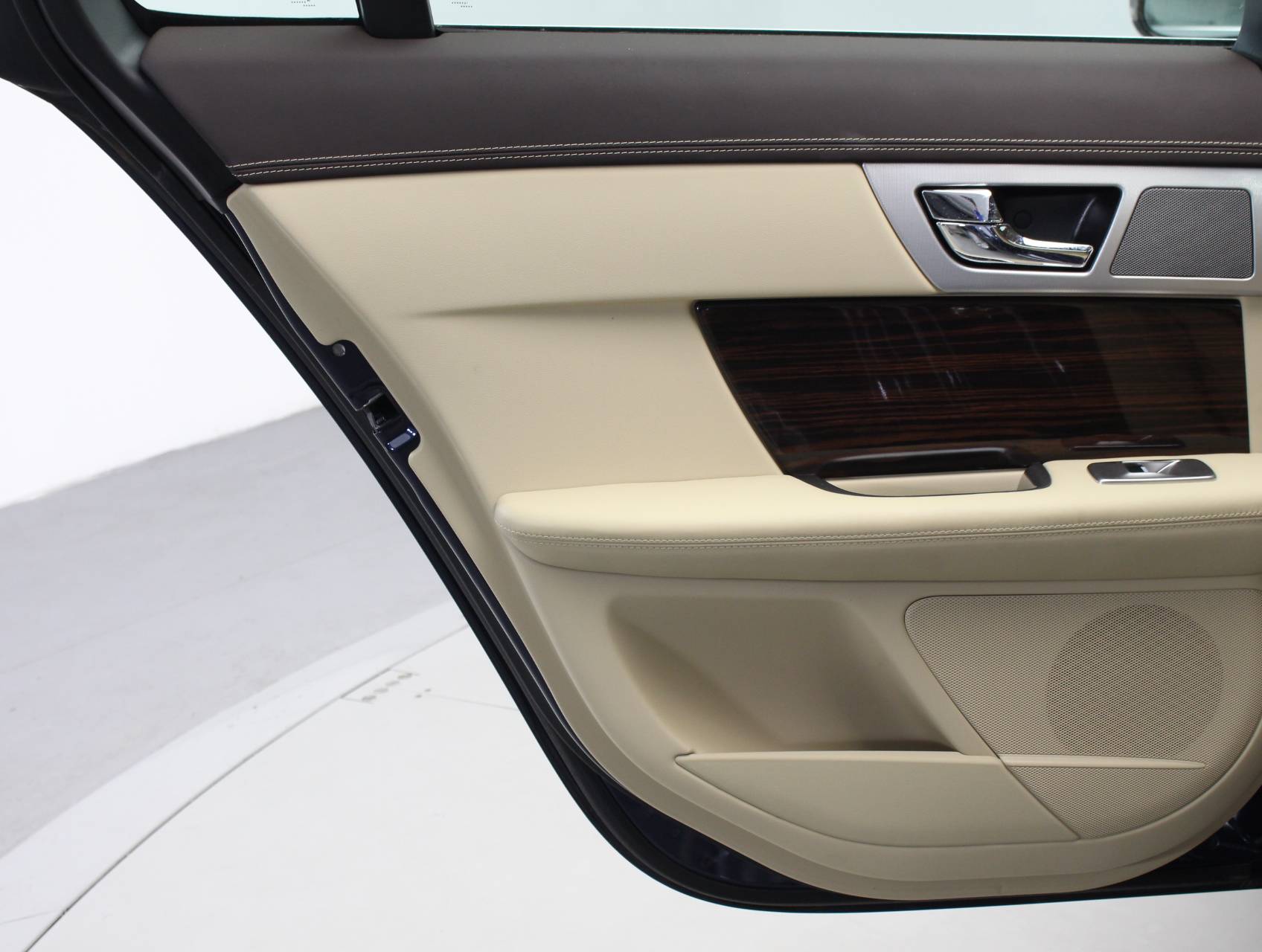 Florida Fine Cars - Used JAGUAR XF 2015 WEST PALM Portfolio