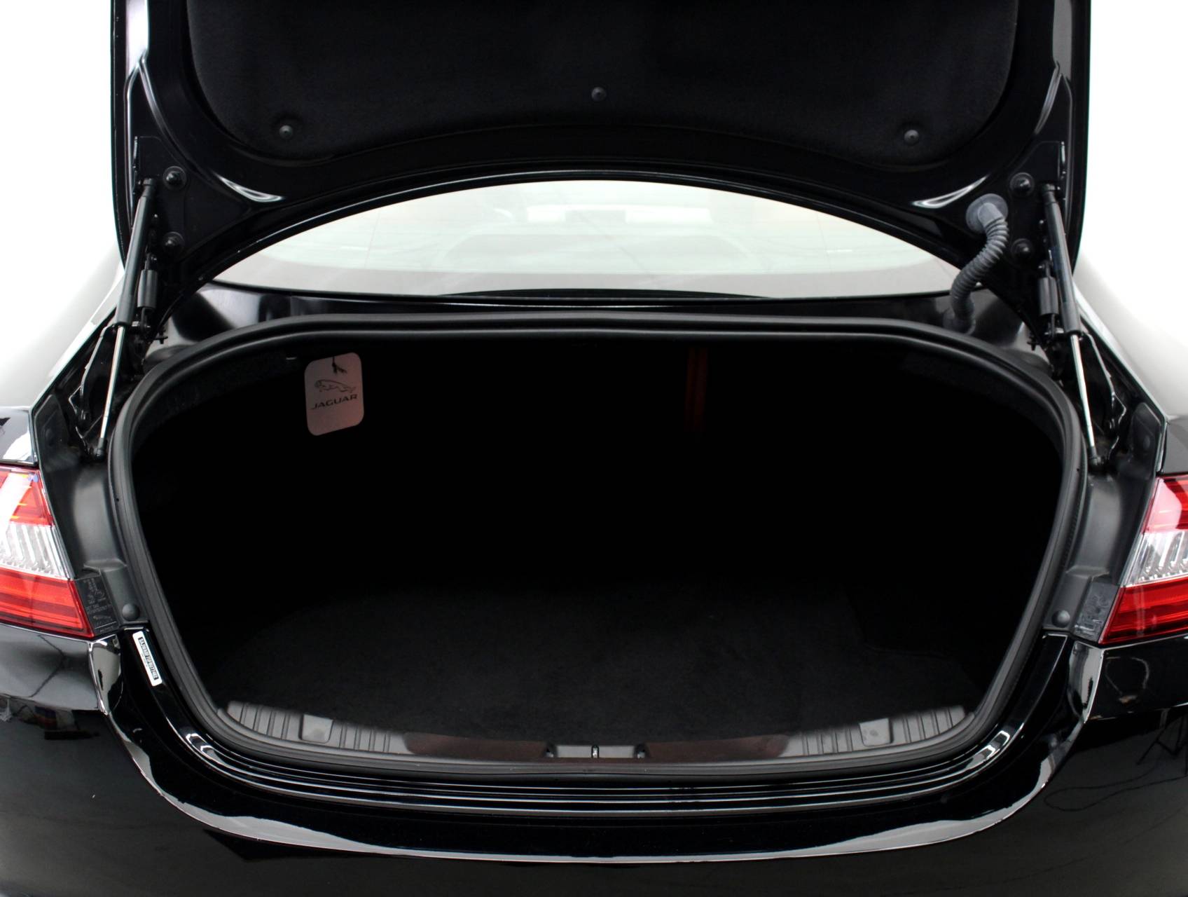 Florida Fine Cars - Used JAGUAR XF 2015 HOLLYWOOD Portfolio