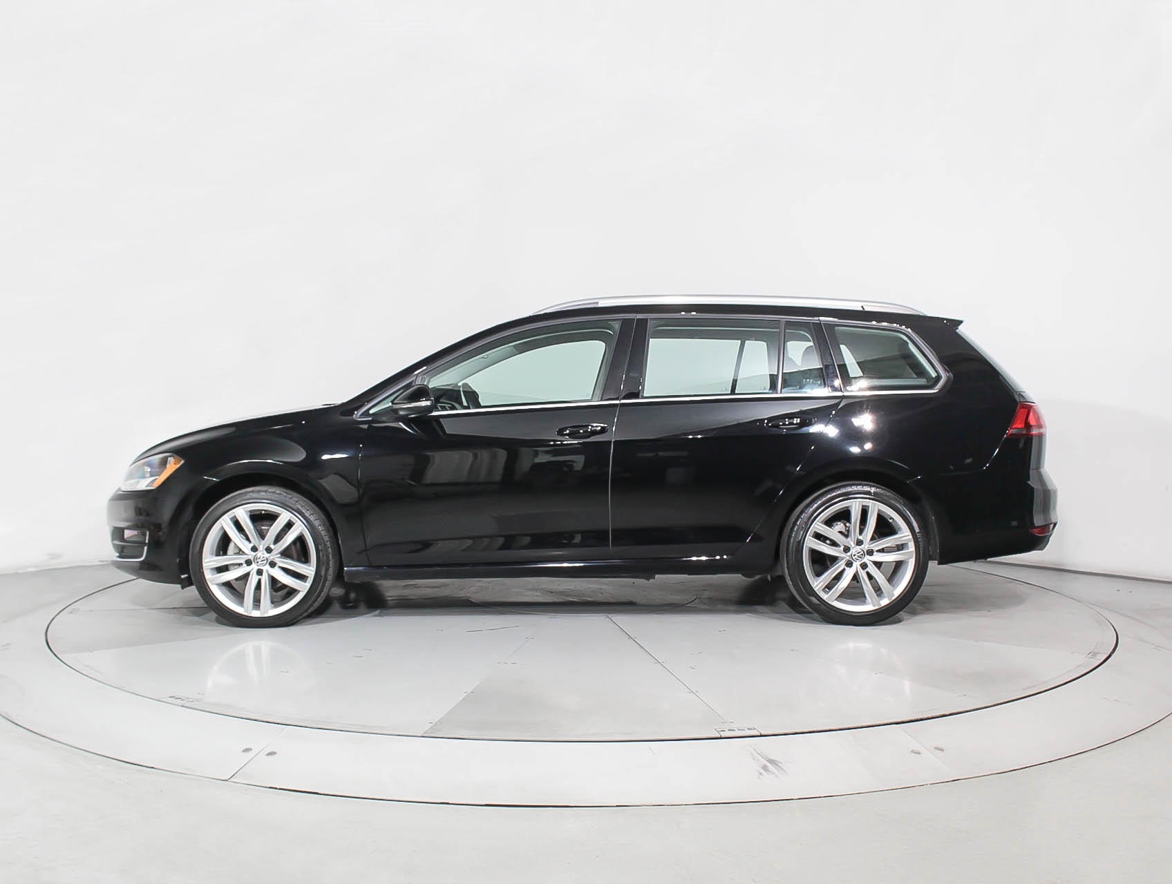 Florida Fine Cars - Used VOLKSWAGEN GOLF SPORTWAGEN 2015 MIAMI SPORTWAGEN TDI SEL