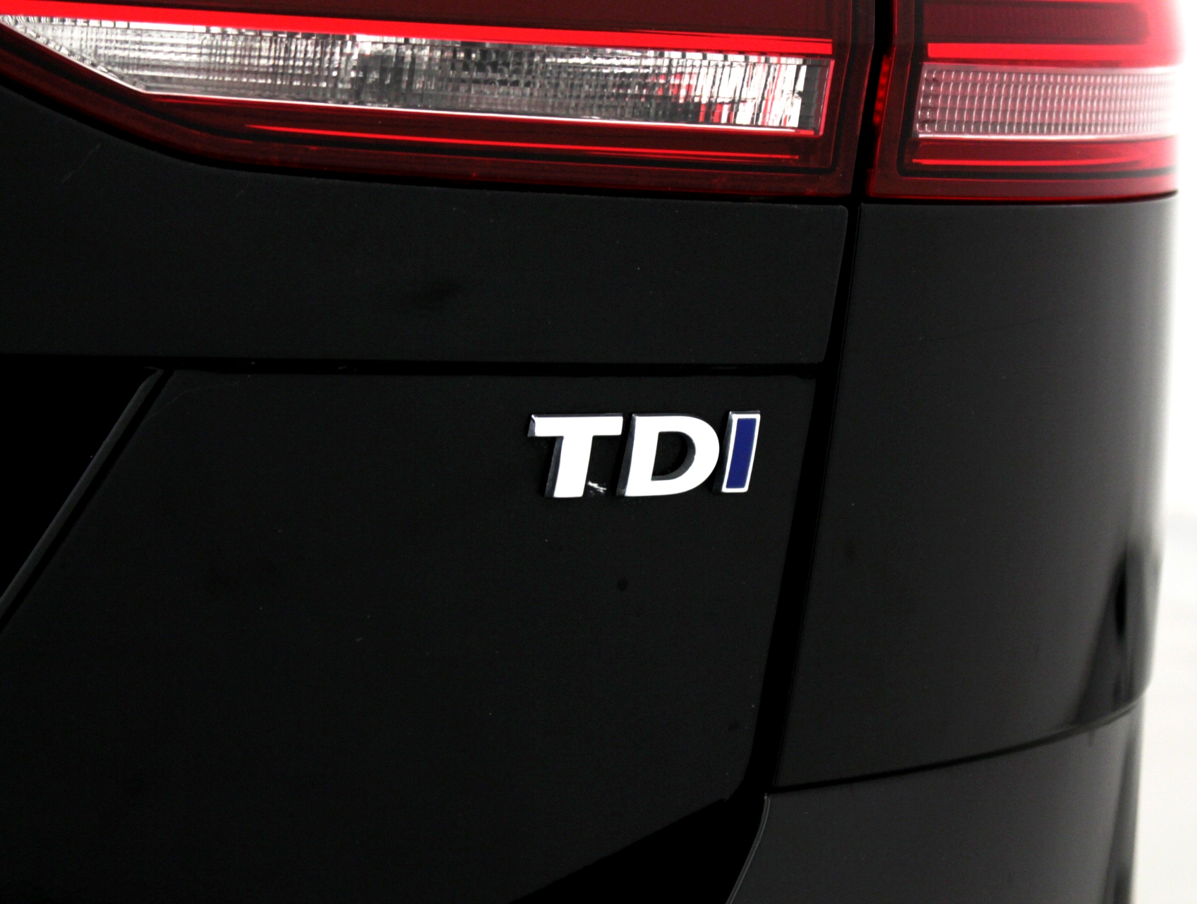 Florida Fine Cars - Used VOLKSWAGEN GOLF SPORTWAGEN 2015 MIAMI SPORTWAGEN TDI SEL