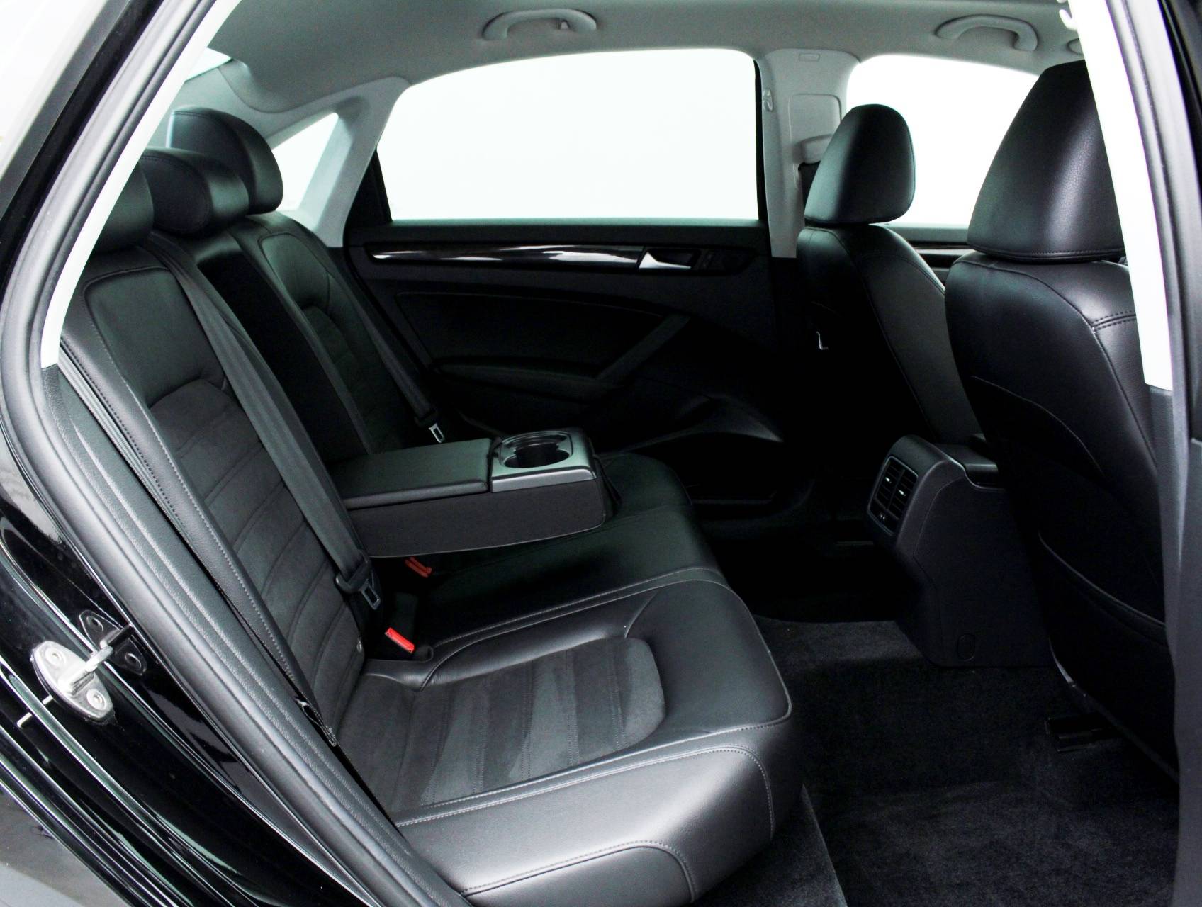 Florida Fine Cars - Used VOLKSWAGEN PASSAT 2015 MIAMI TDI SEL PREMIUM