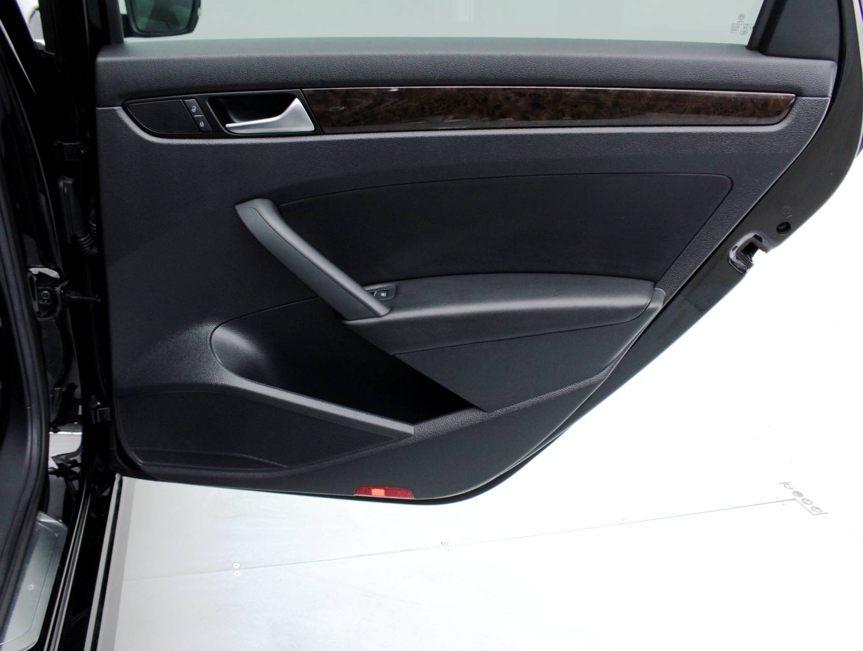 Florida Fine Cars - Used VOLKSWAGEN PASSAT 2015 MIAMI TDI SEL PREMIUM