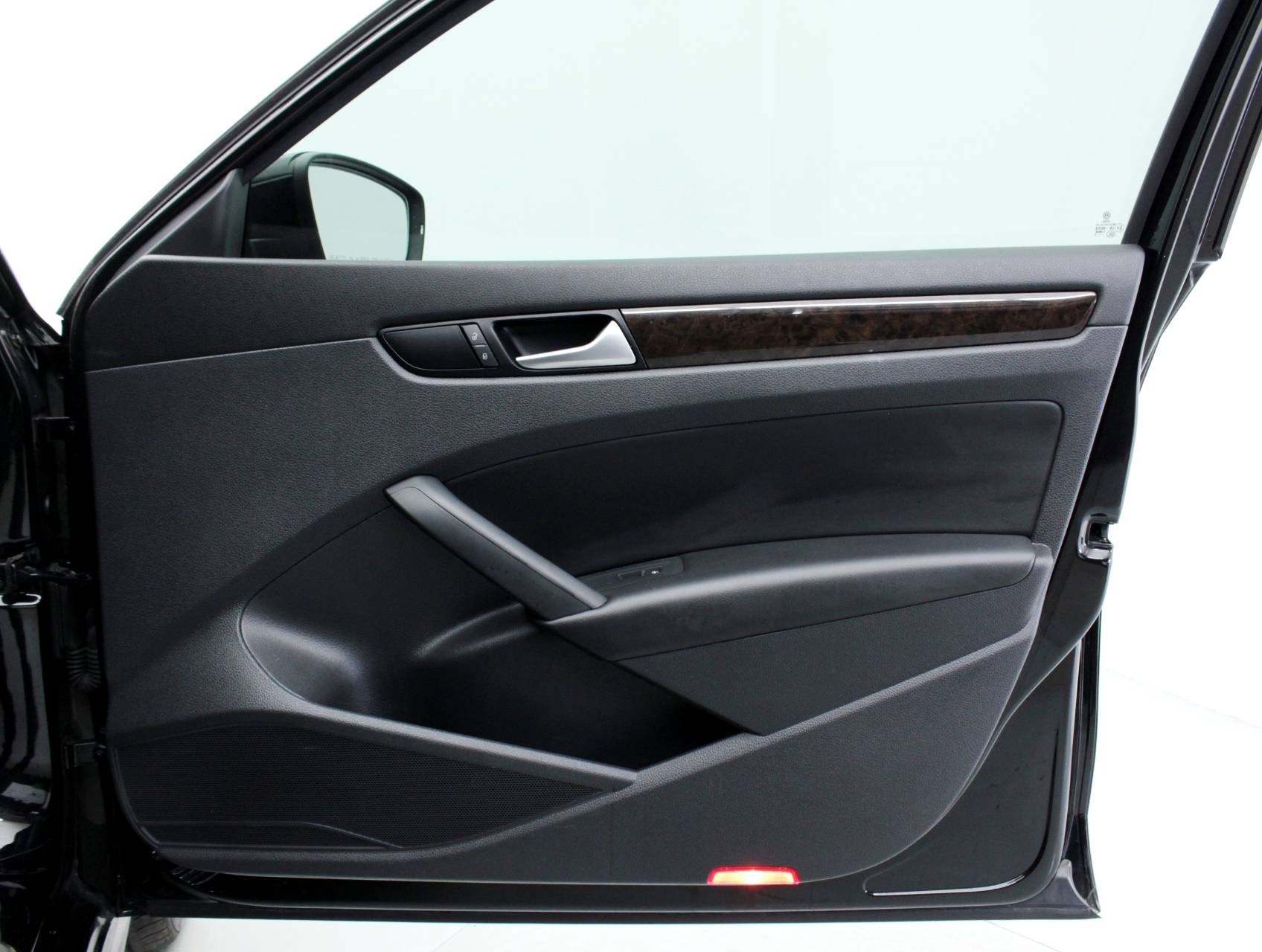 Florida Fine Cars - Used VOLKSWAGEN PASSAT 2015 MIAMI TDI SEL PREMIUM