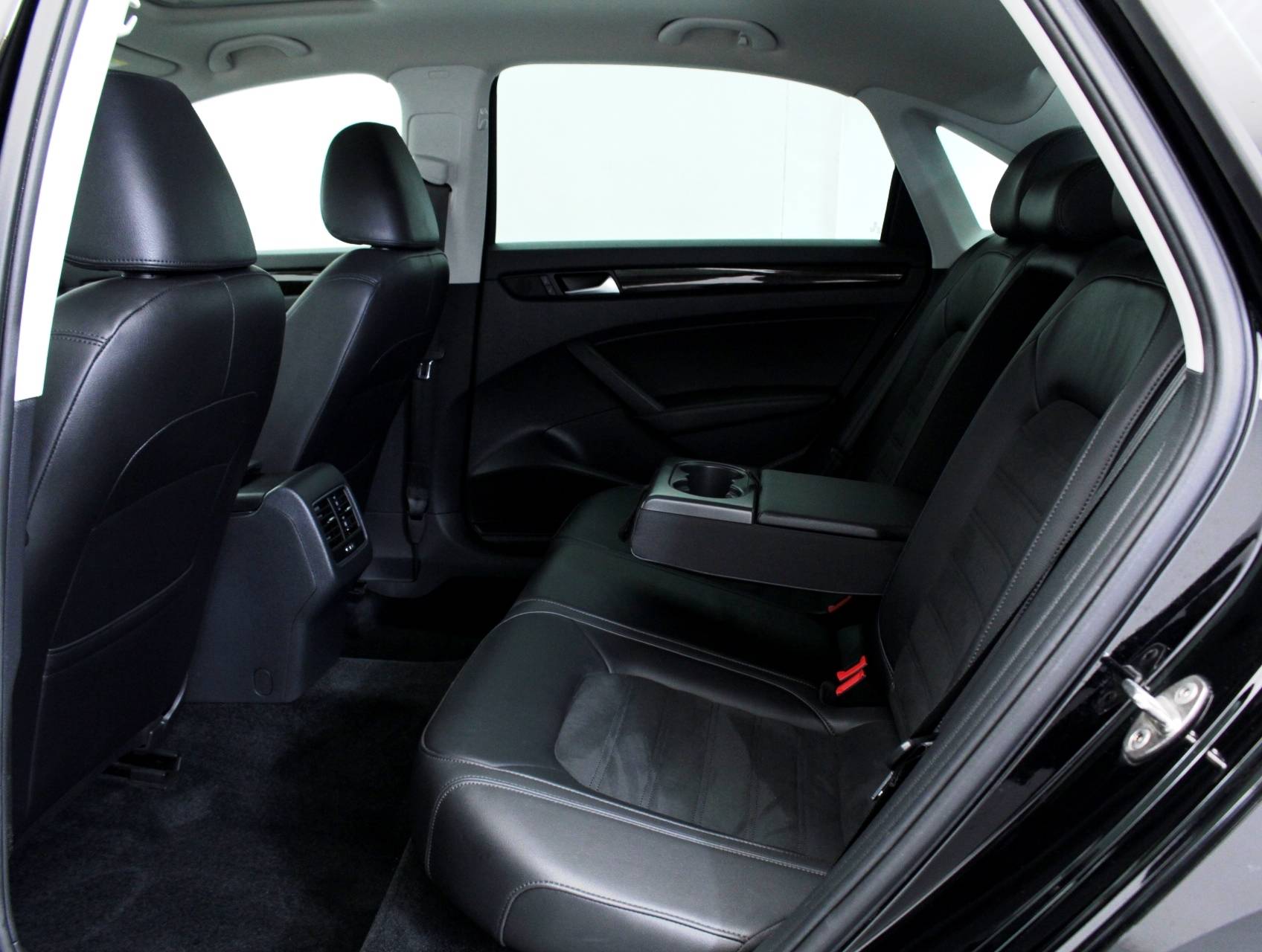 Florida Fine Cars - Used VOLKSWAGEN PASSAT 2015 MIAMI TDI SEL PREMIUM