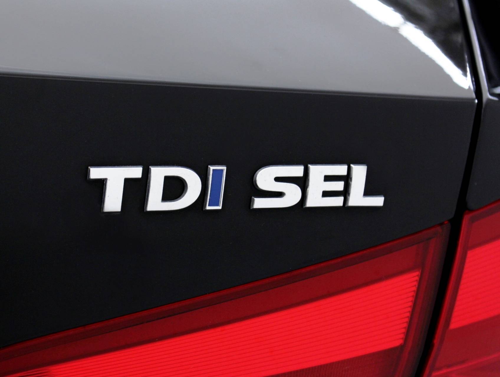 Florida Fine Cars - Used VOLKSWAGEN PASSAT 2015 MIAMI TDI SEL PREMIUM