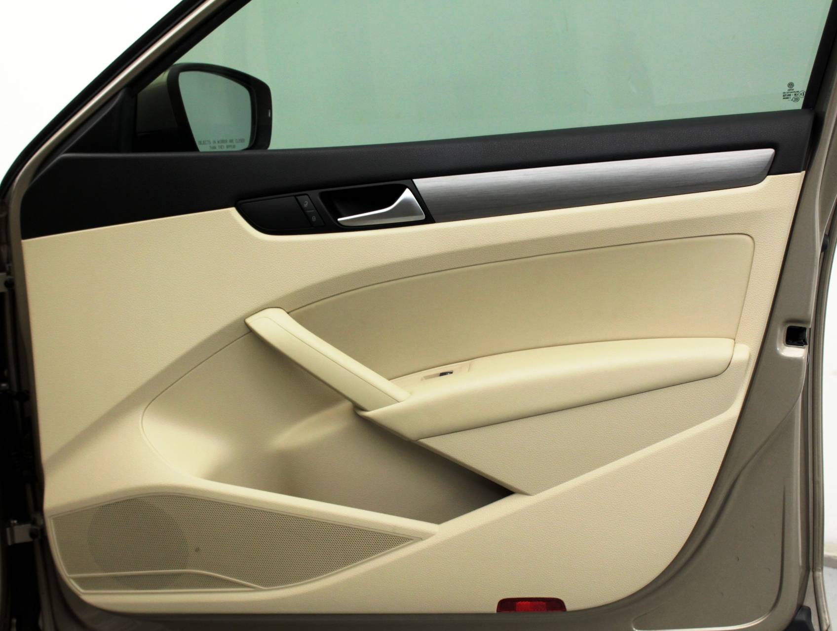 Florida Fine Cars - Used VOLKSWAGEN PASSAT 2015 MIAMI Tdi Se