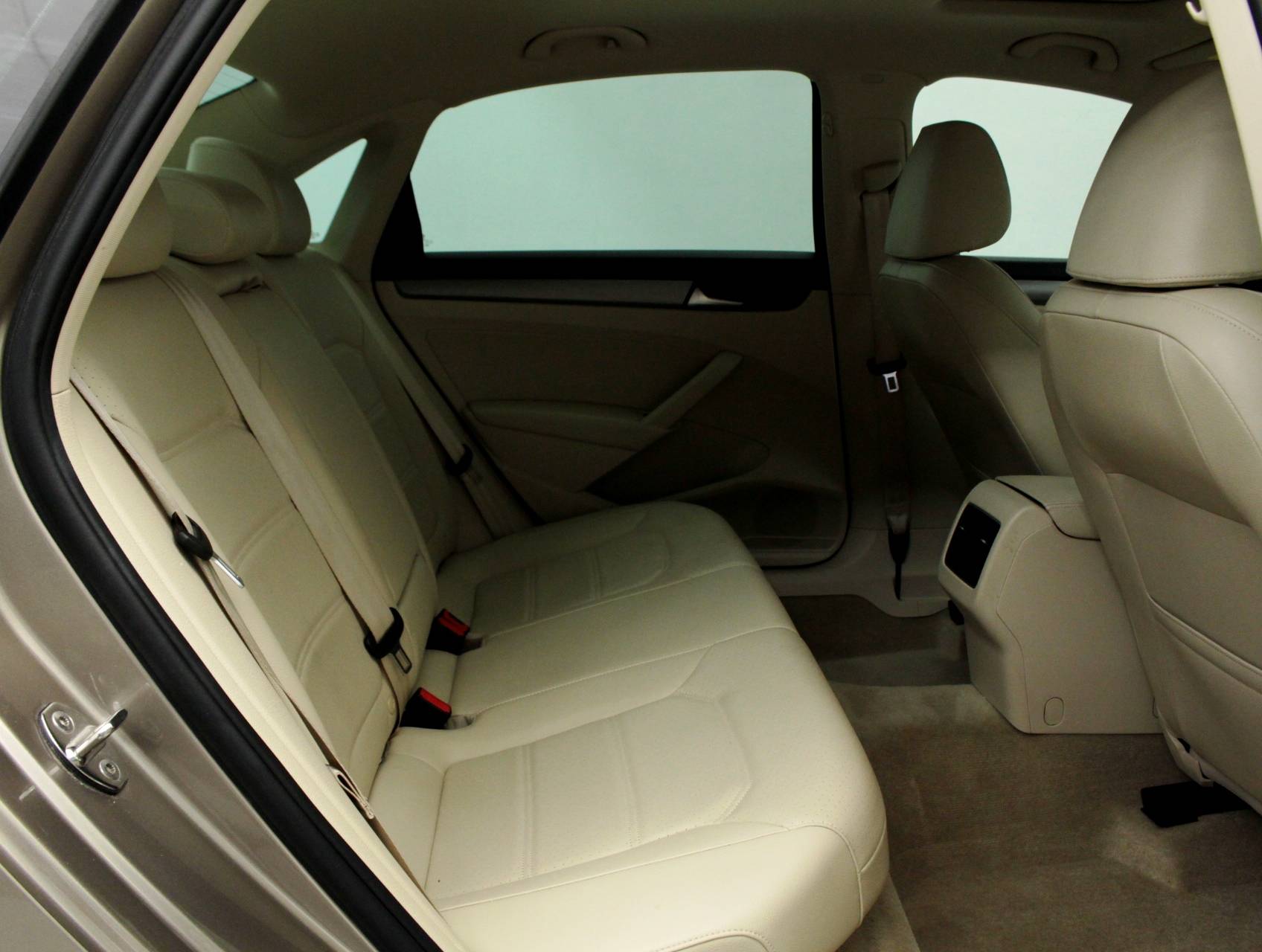 Florida Fine Cars - Used VOLKSWAGEN PASSAT 2015 MIAMI Tdi Se