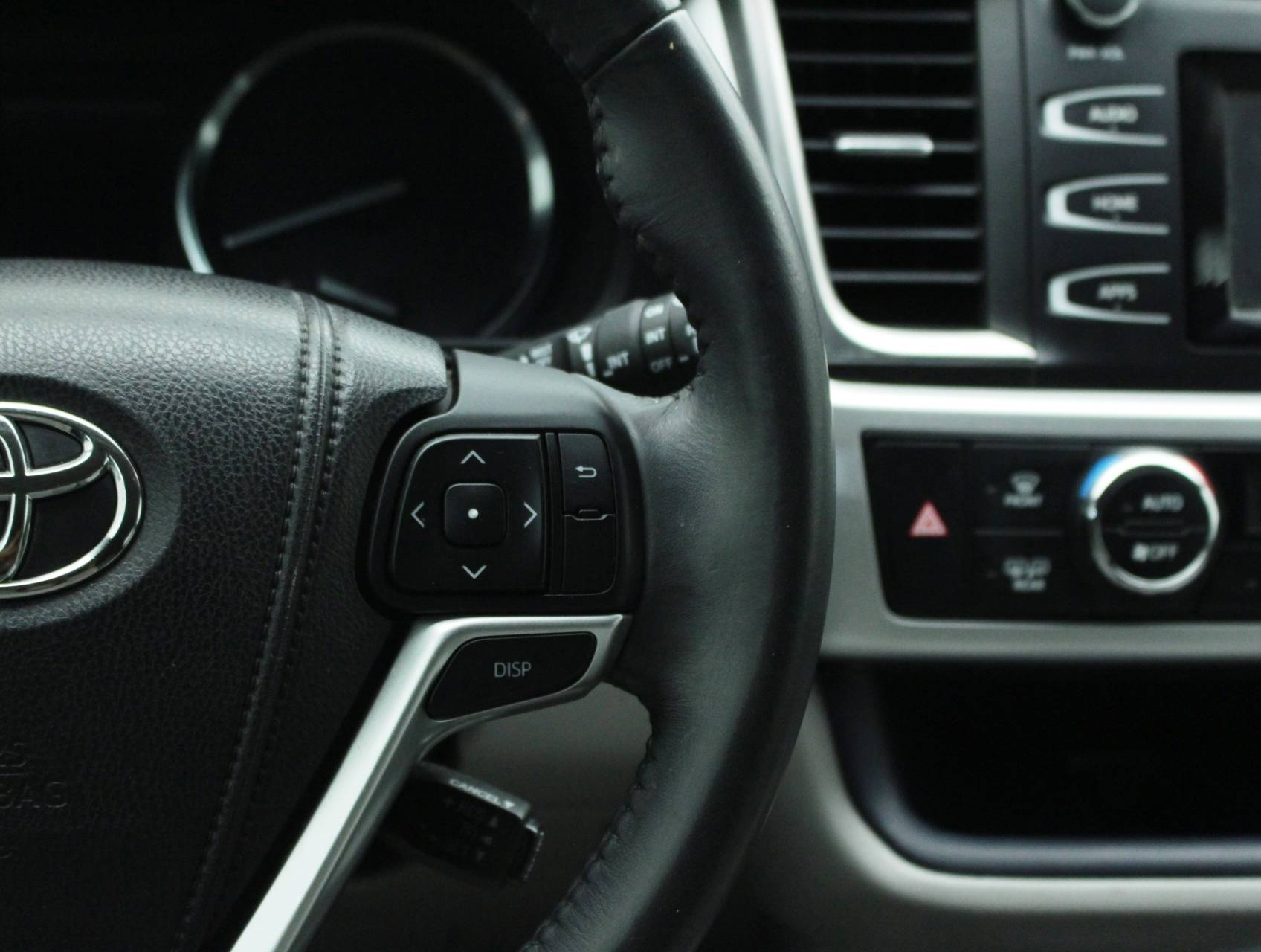 Florida Fine Cars - Used TOYOTA HIGHLANDER 2015 MIAMI Le Plus V6