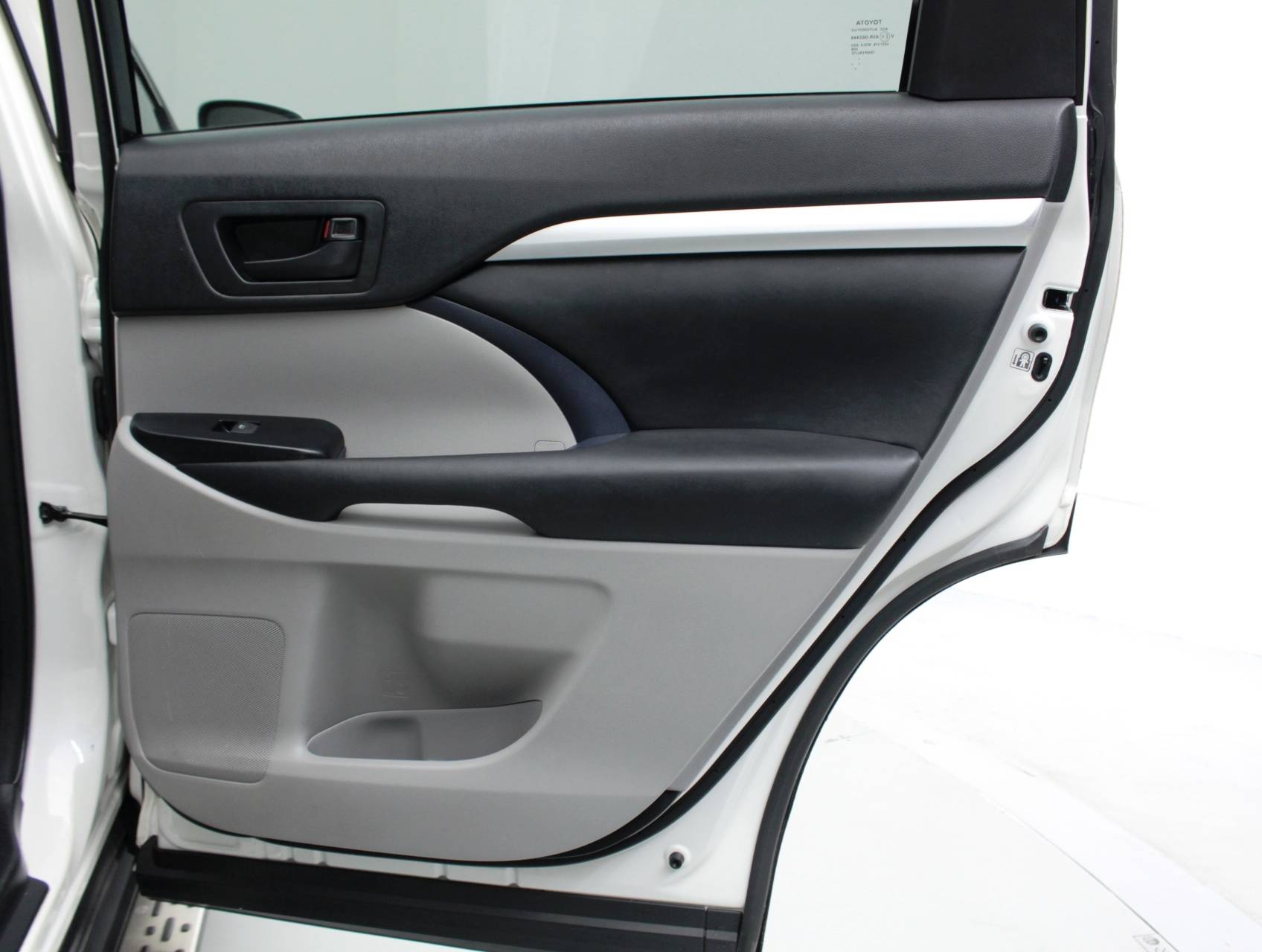 Florida Fine Cars - Used TOYOTA HIGHLANDER 2015 MIAMI Le Plus V6