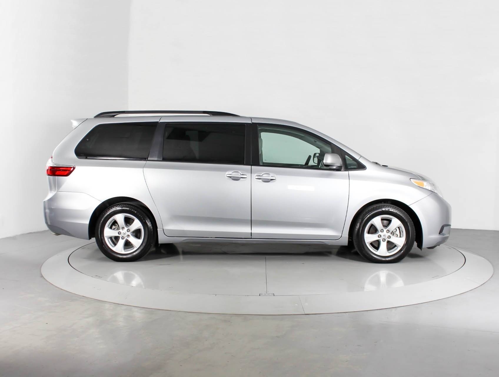 Florida Fine Cars - Used TOYOTA SIENNA 2016 WEST PALM Le