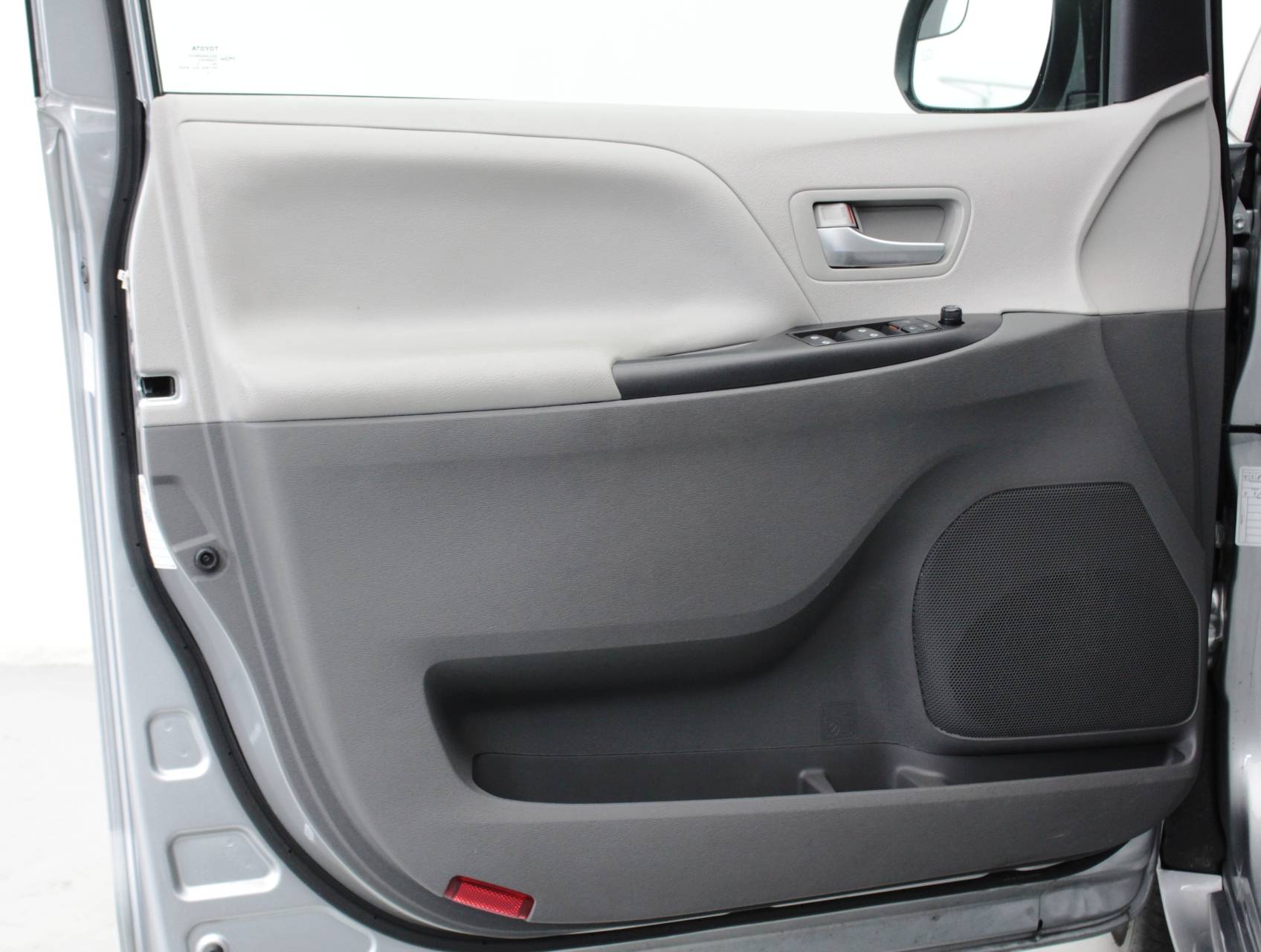 Florida Fine Cars - Used TOYOTA SIENNA 2016 MIAMI Le