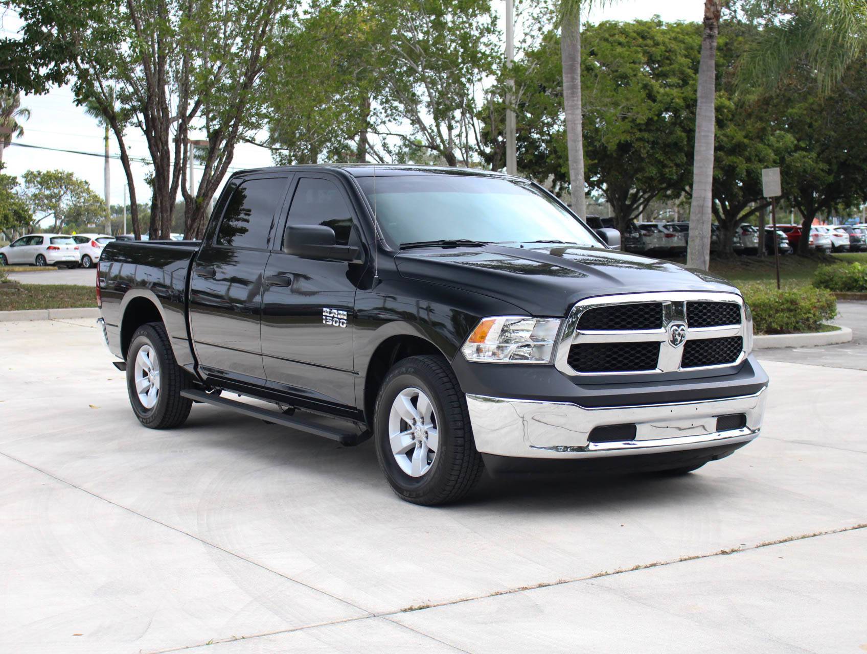 Florida Fine Cars - Used RAM 1500 2017 MARGATE Crew Cab Tradesman