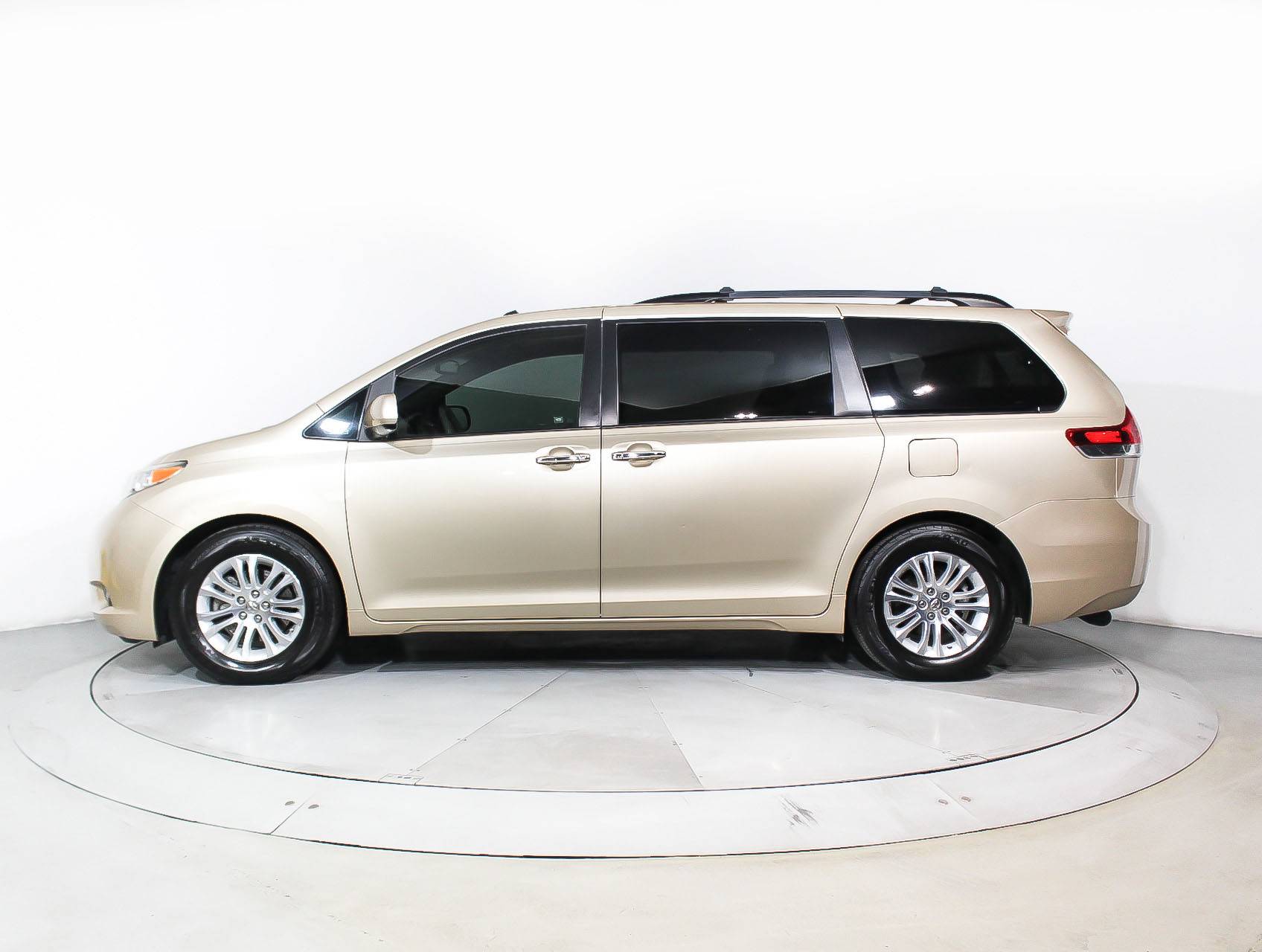 Florida Fine Cars - Used TOYOTA SIENNA 2012 MIAMI Xle