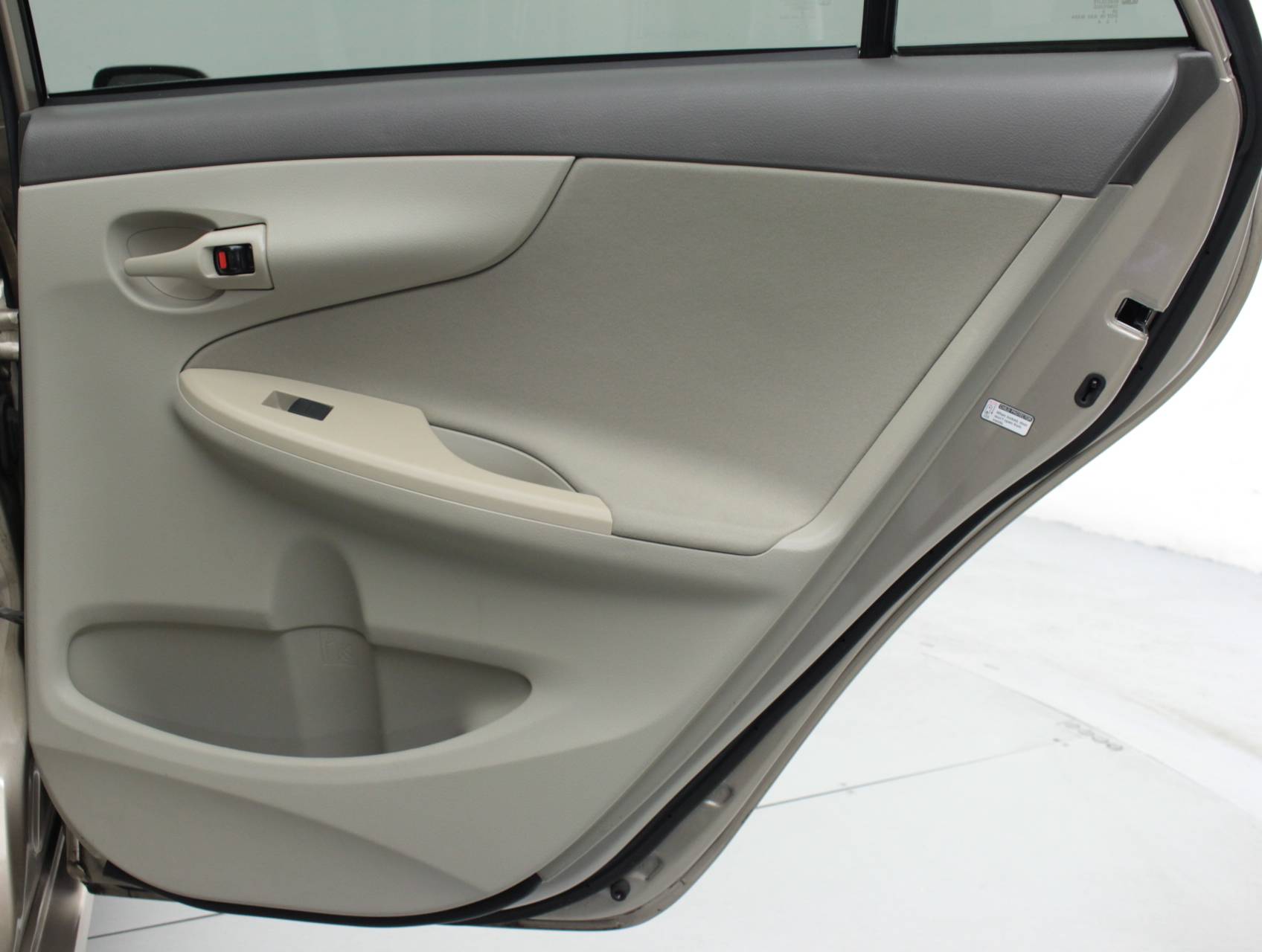 Florida Fine Cars - Used TOYOTA COROLLA 2009 HOLLYWOOD Le