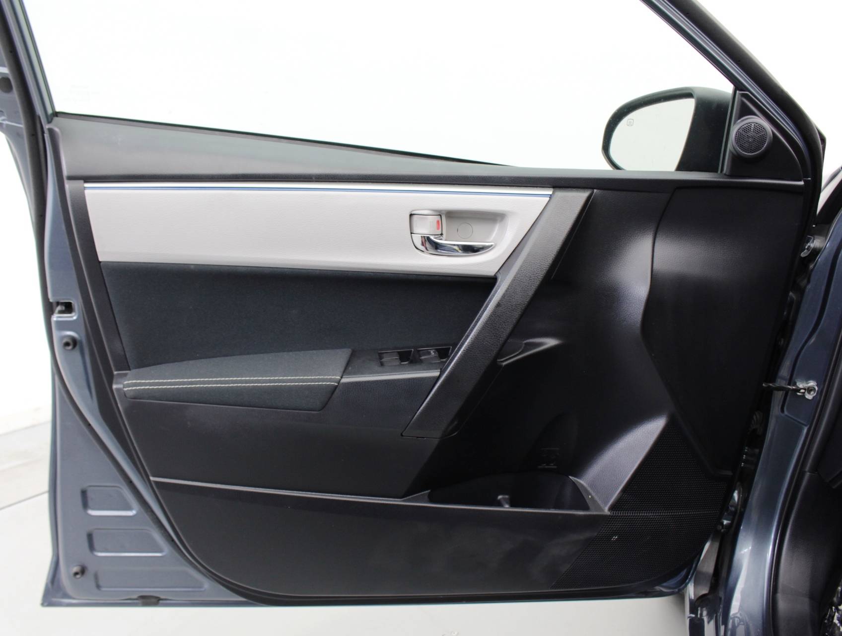 Florida Fine Cars - Used TOYOTA COROLLA 2016 HOLLYWOOD Le