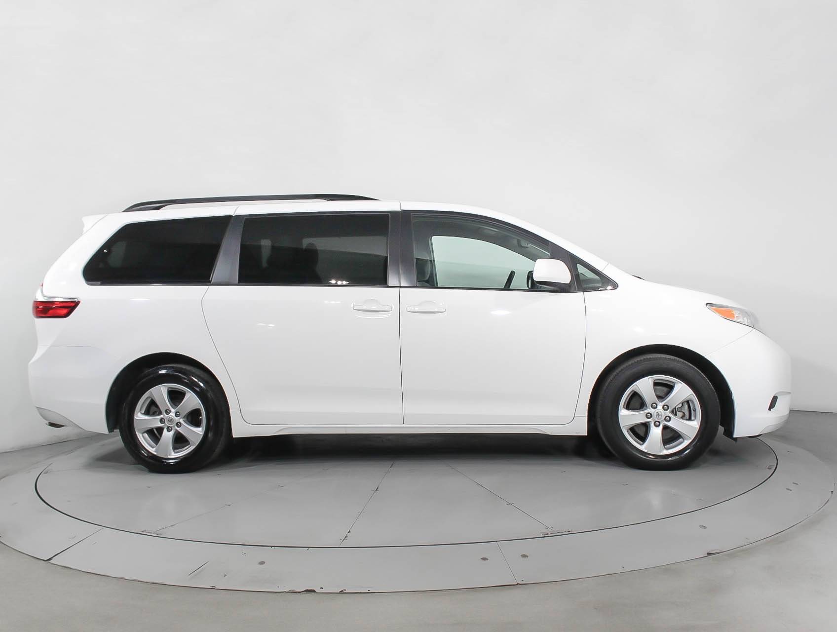 Florida Fine Cars - Used TOYOTA SIENNA 2016 MIAMI Le