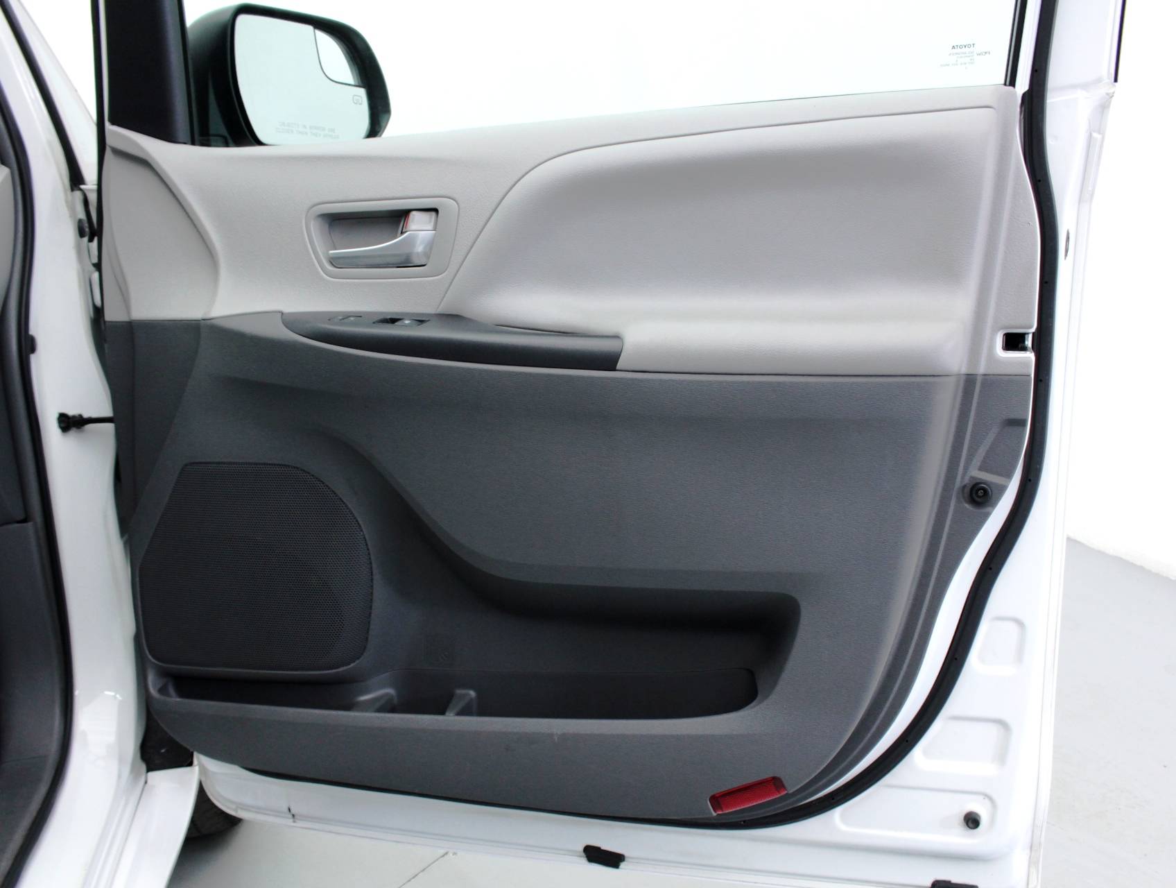 Florida Fine Cars - Used TOYOTA SIENNA 2016 MIAMI Le