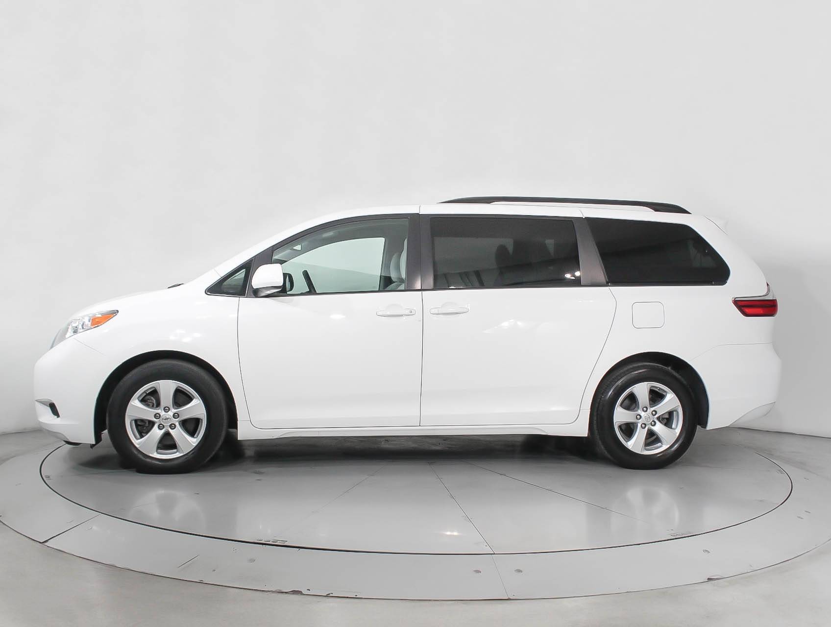 Florida Fine Cars - Used TOYOTA SIENNA 2016 MIAMI Le