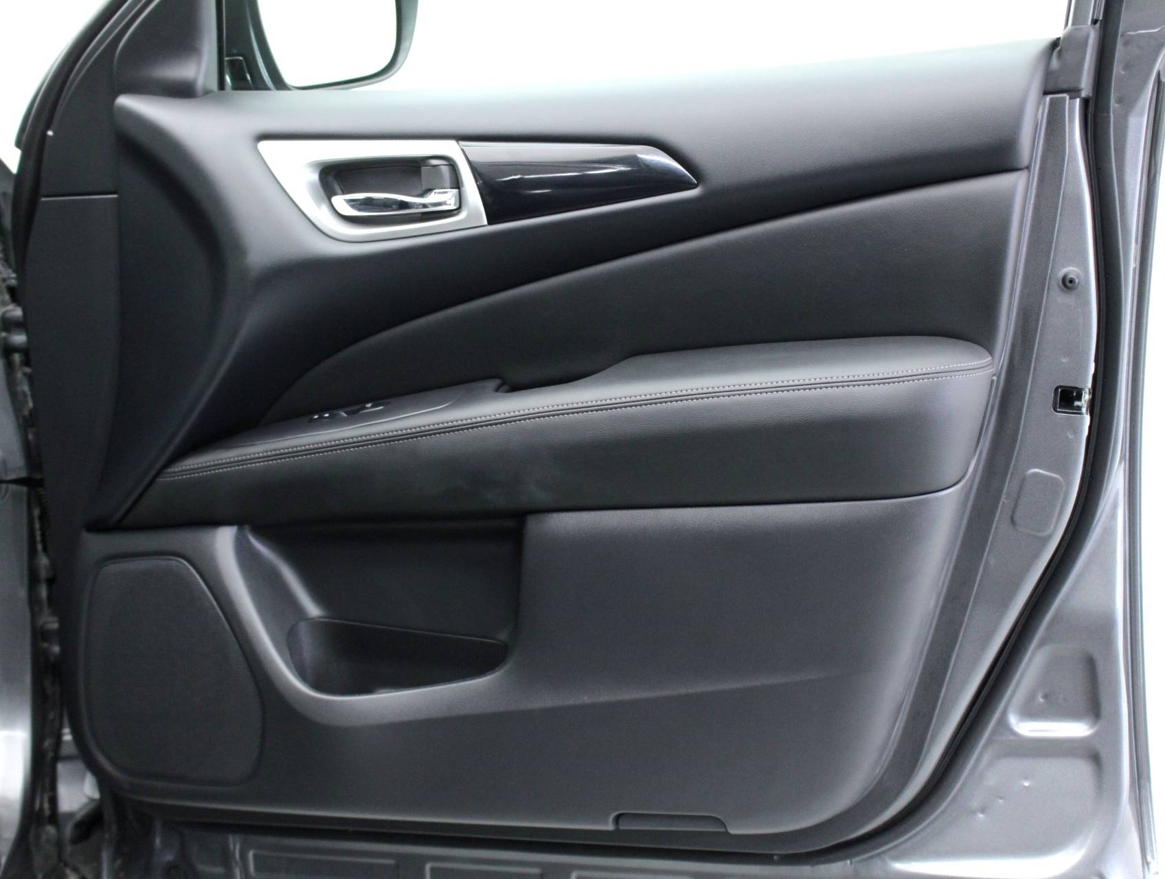 Florida Fine Cars - Used NISSAN PATHFINDER 2018 MARGATE Sv