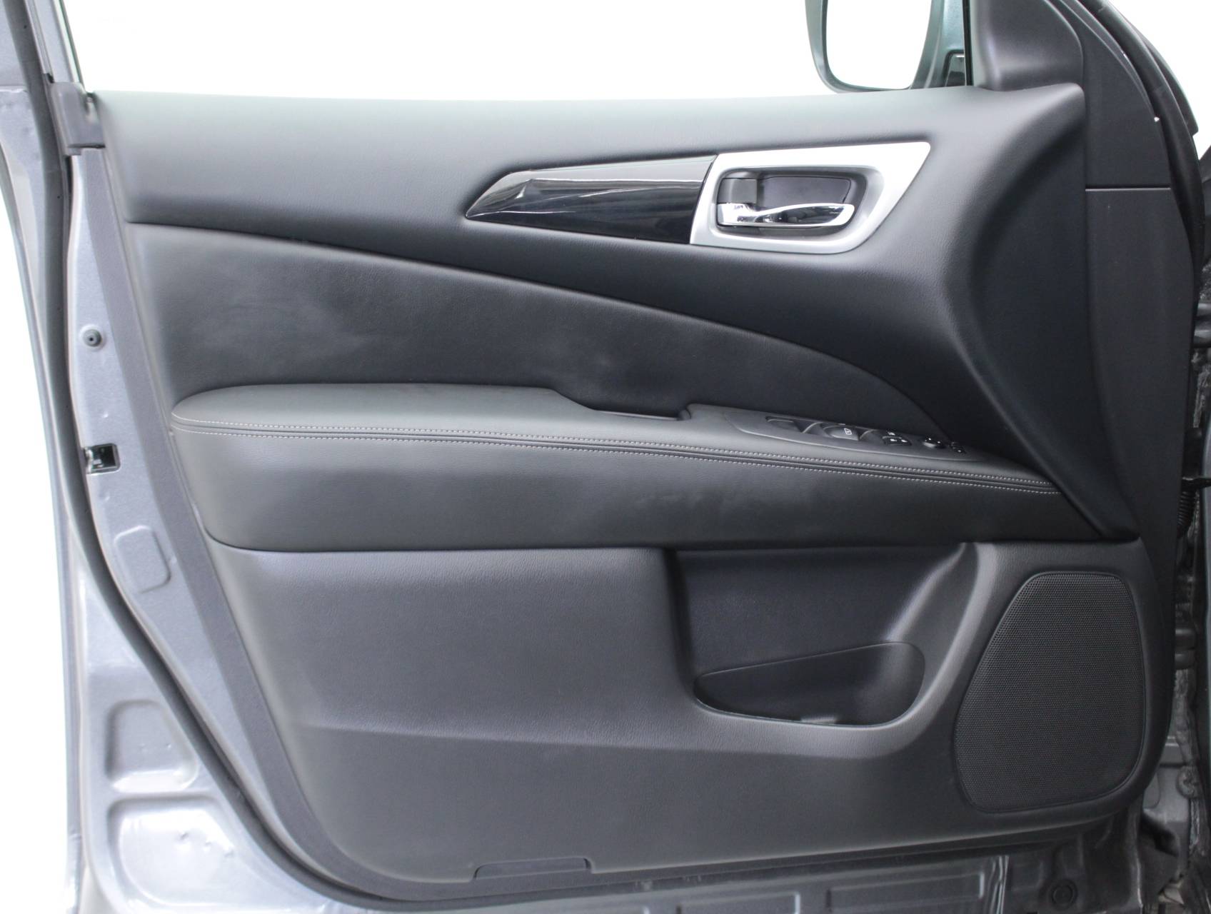 Florida Fine Cars - Used NISSAN PATHFINDER 2018 MARGATE Sv