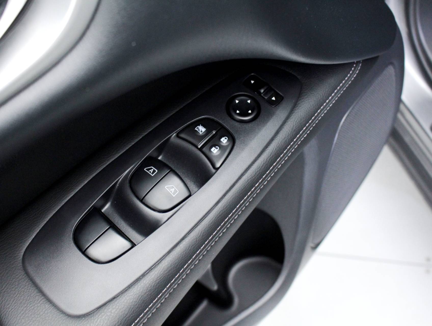 Florida Fine Cars - Used NISSAN PATHFINDER 2018 MARGATE Sv