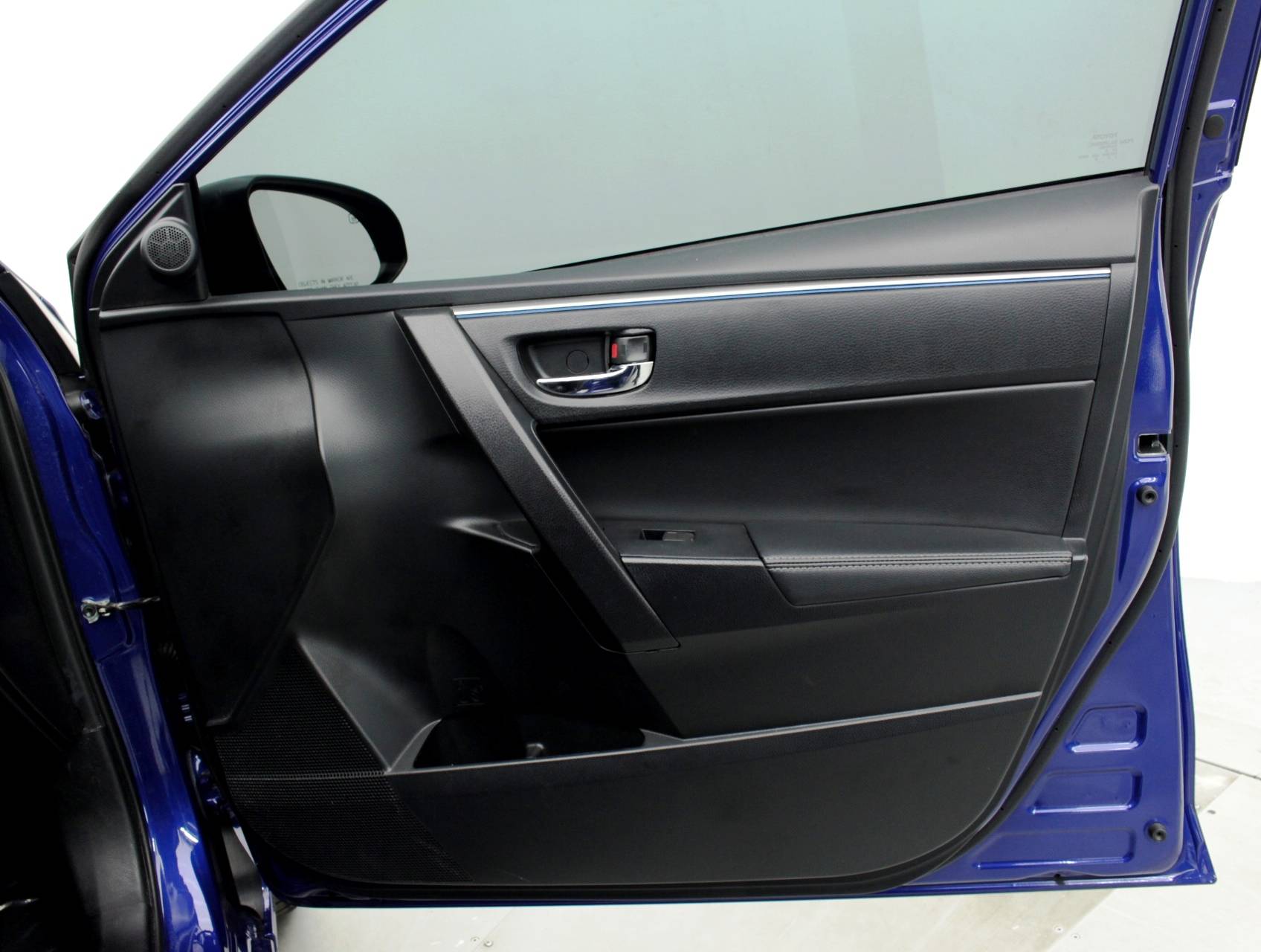 Florida Fine Cars - Used TOYOTA COROLLA 2015 HOLLYWOOD S