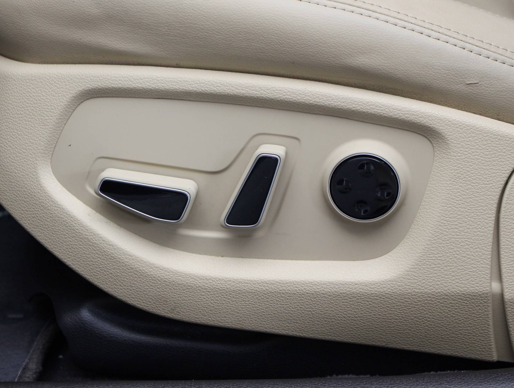 Florida Fine Cars - Used HYUNDAI GENESIS 2015 WEST PALM 