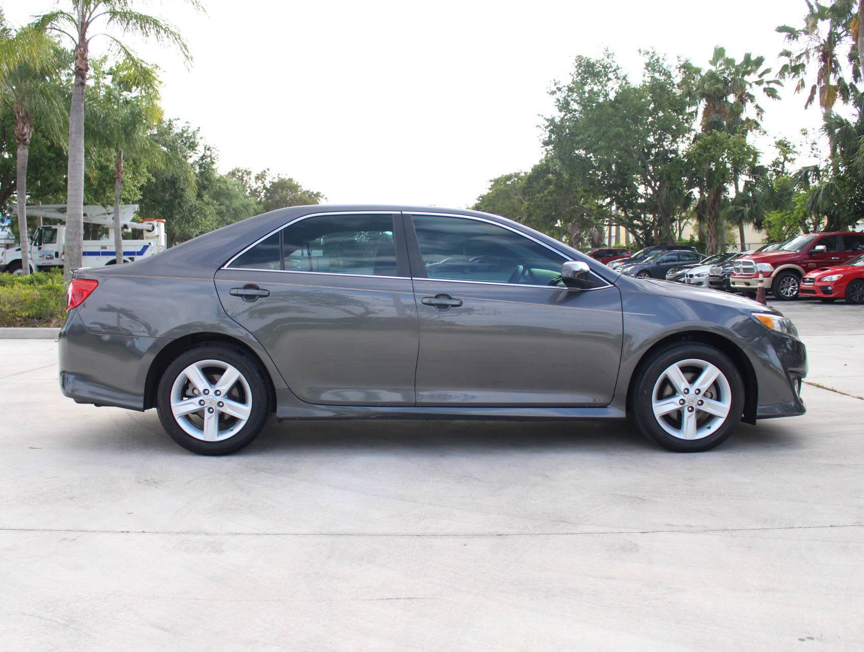 Florida Fine Cars - Used TOYOTA CAMRY 2013 MIAMI SE
