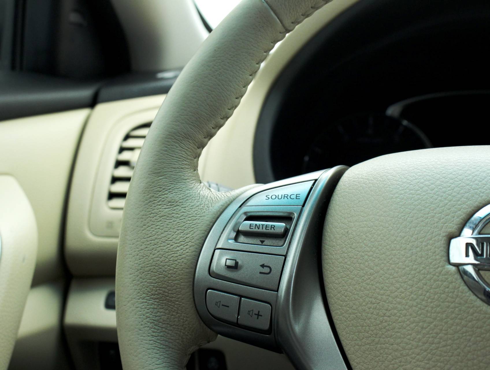 Florida Fine Cars - Used NISSAN ALTIMA 2015 MIAMI 2.5 Sl