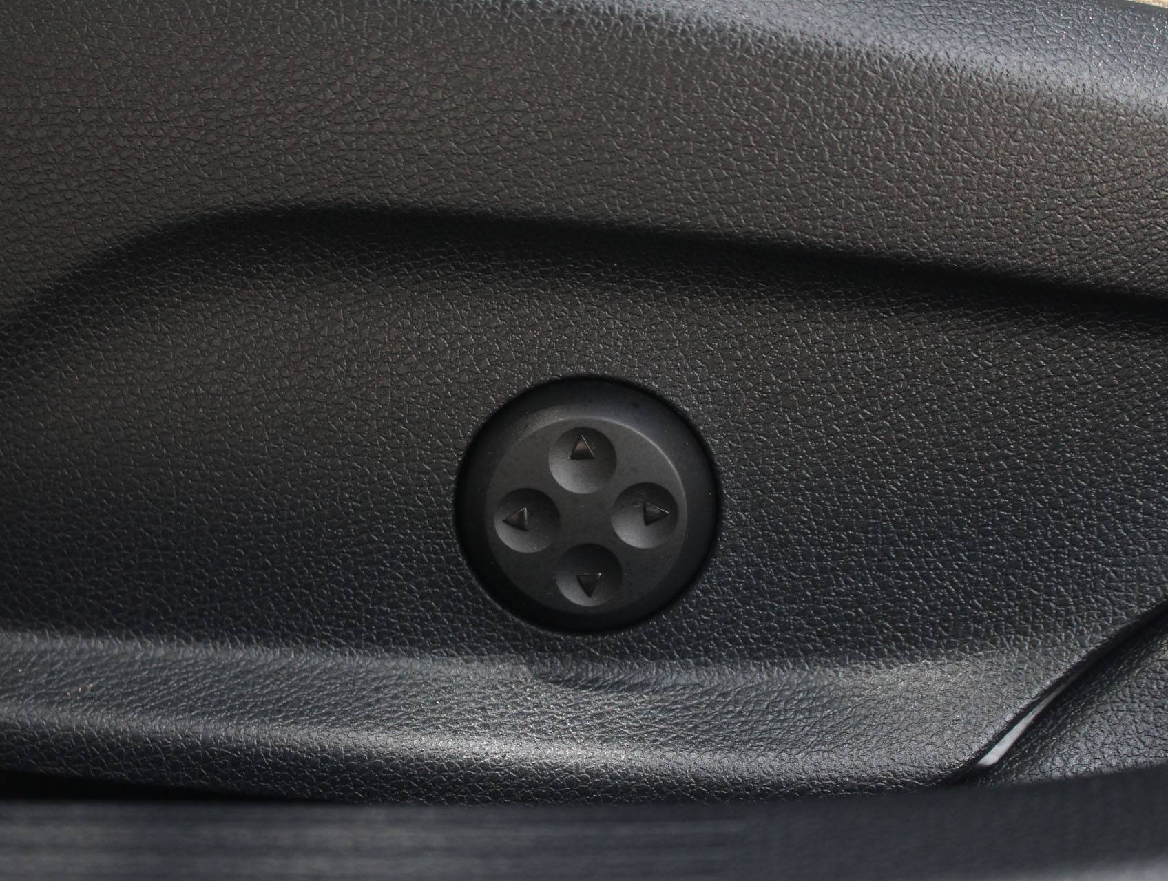 Florida Fine Cars - Used MERCEDES-BENZ C CLASS 2015 MARGATE C300 4MATIC