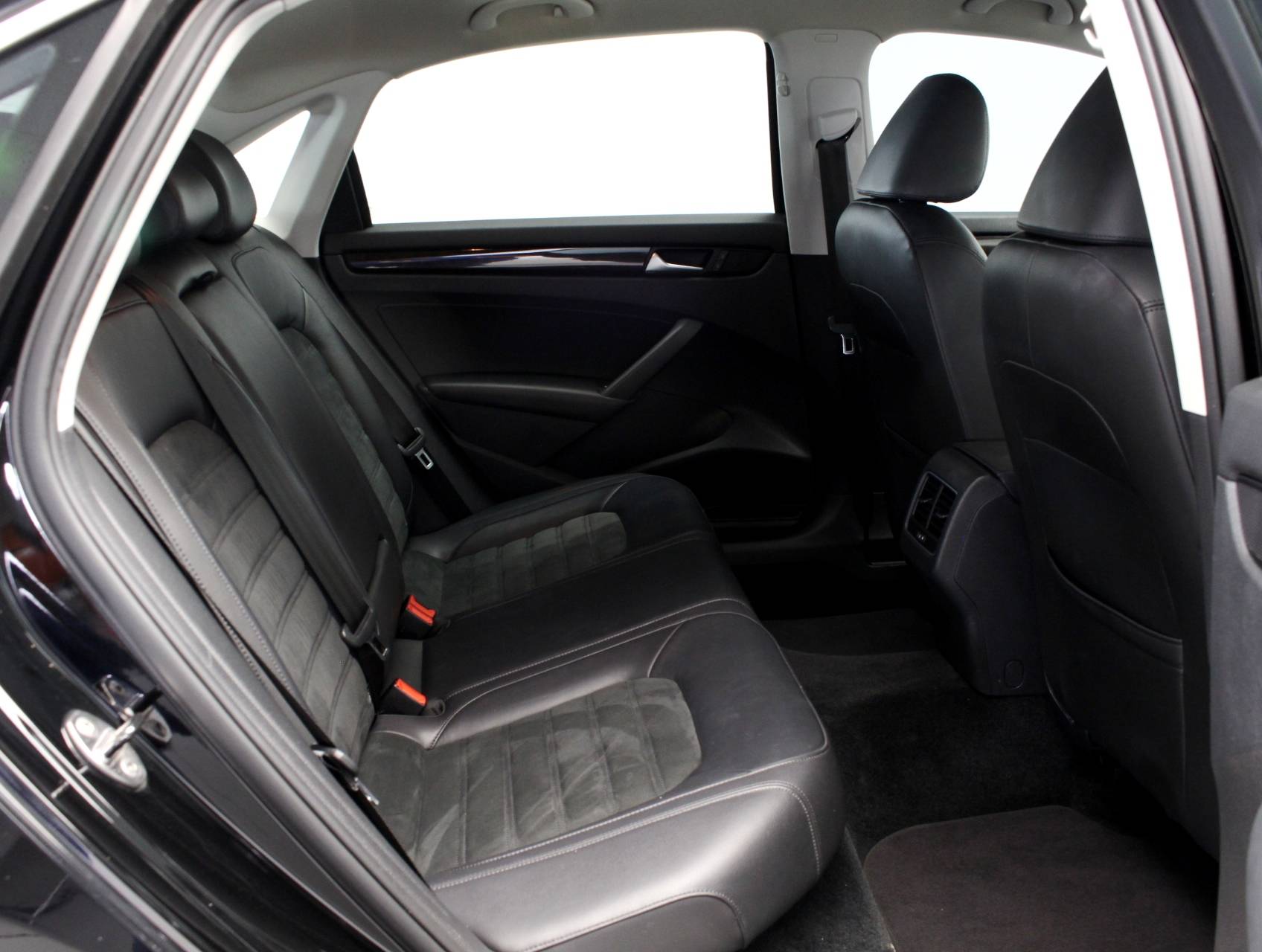 Florida Fine Cars - Used VOLKSWAGEN PASSAT 2014 WEST PALM V6 Sel Premium