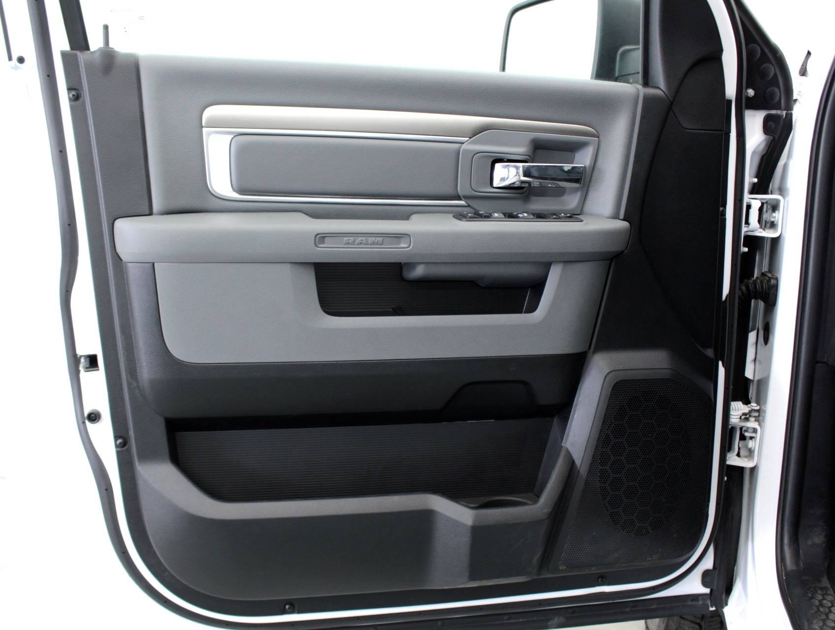 Florida Fine Cars - Used RAM 1500 2018 MIAMI Slt 4x4