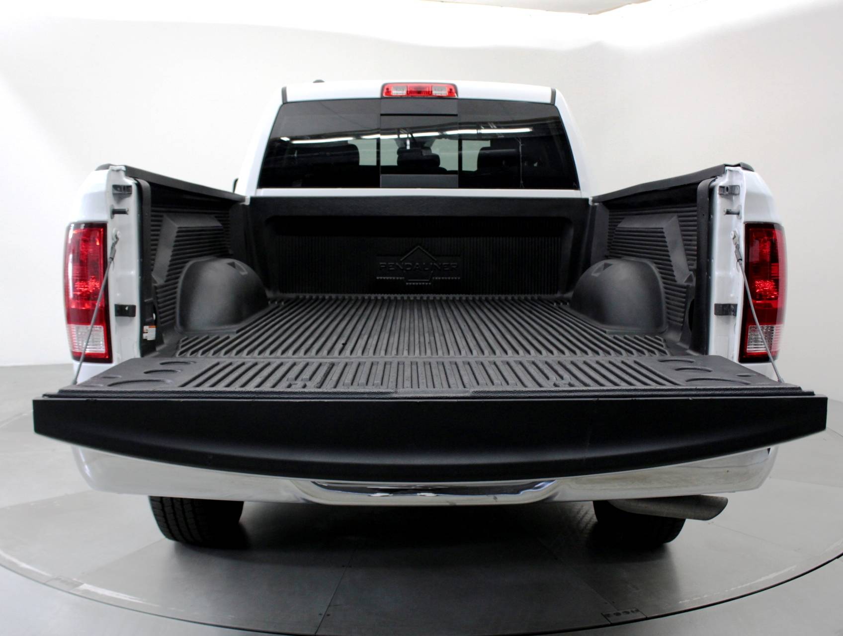 Florida Fine Cars - Used RAM 1500 2018 MIAMI Slt 4x4