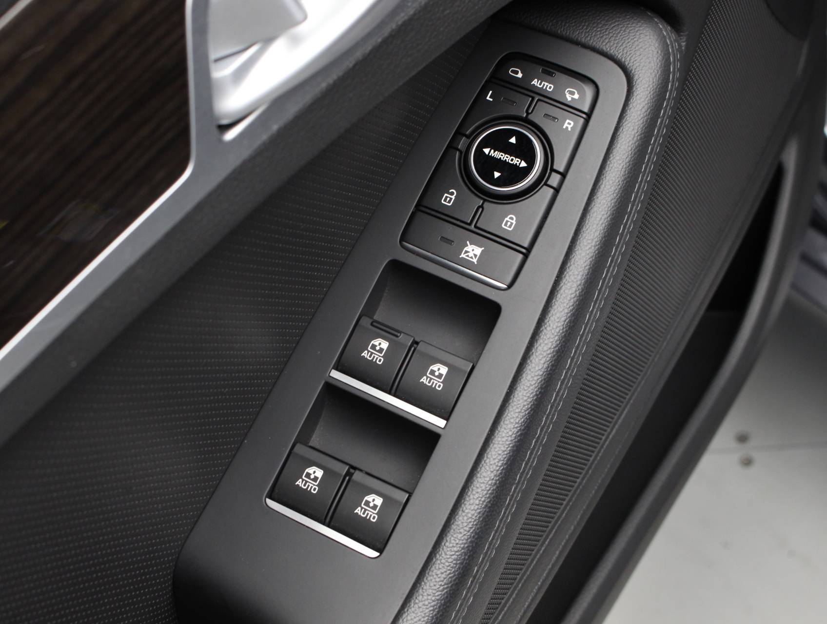 Florida Fine Cars - Used HYUNDAI GENESIS 2015 MIAMI 3.8l