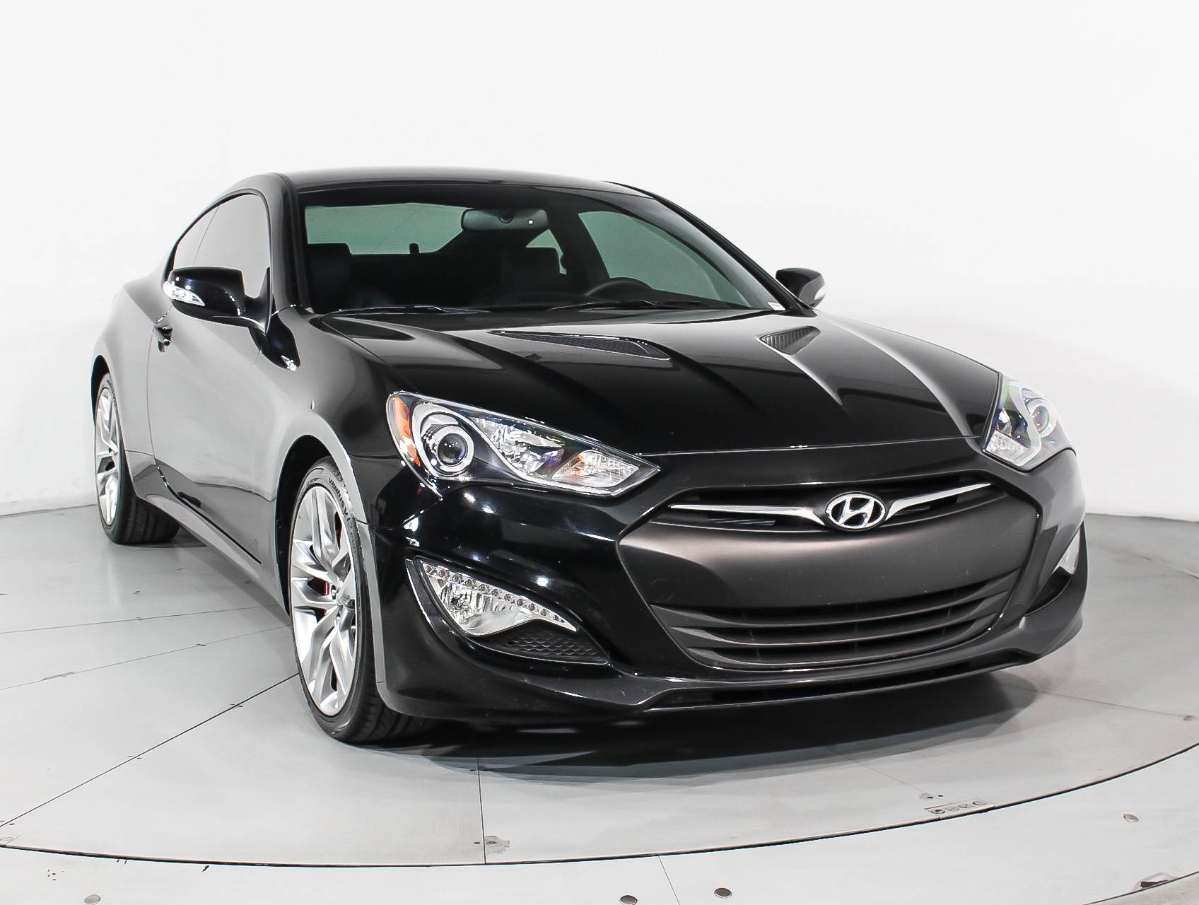 Florida Fine Cars - Used HYUNDAI GENESIS 2016 WEST PALM 3.8 R-Spec