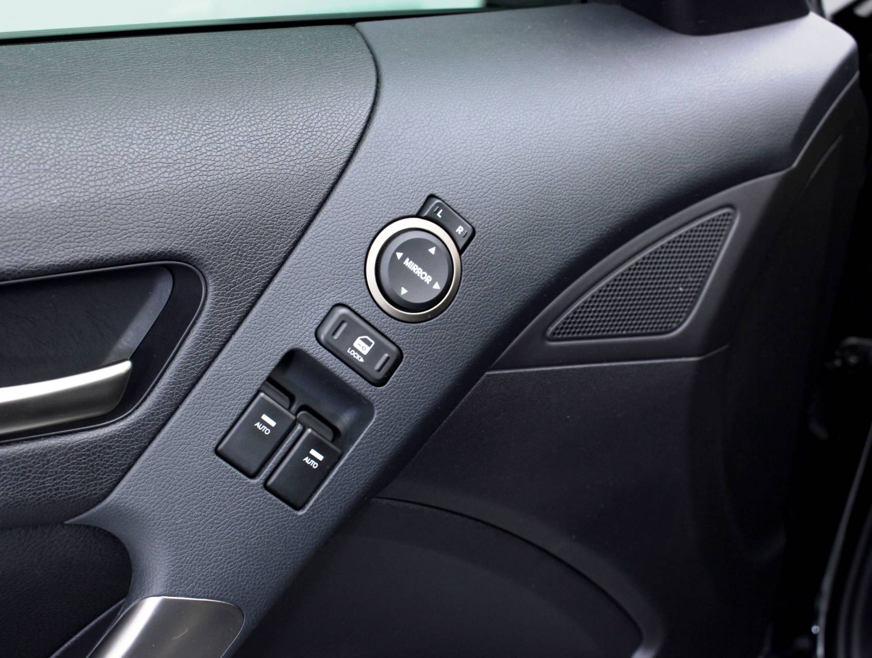 Florida Fine Cars - Used HYUNDAI GENESIS 2016 WEST PALM 3.8 R-Spec