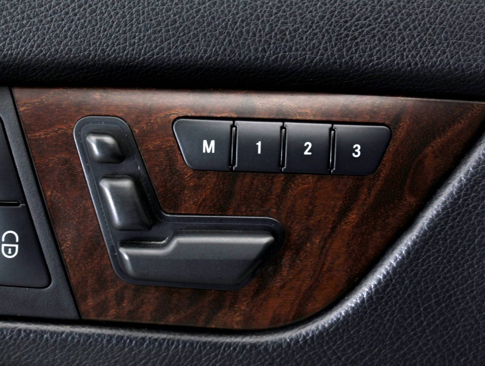 Florida Fine Cars - Used MERCEDES-BENZ C CLASS 2012 HOLLYWOOD C350 4matic Sport