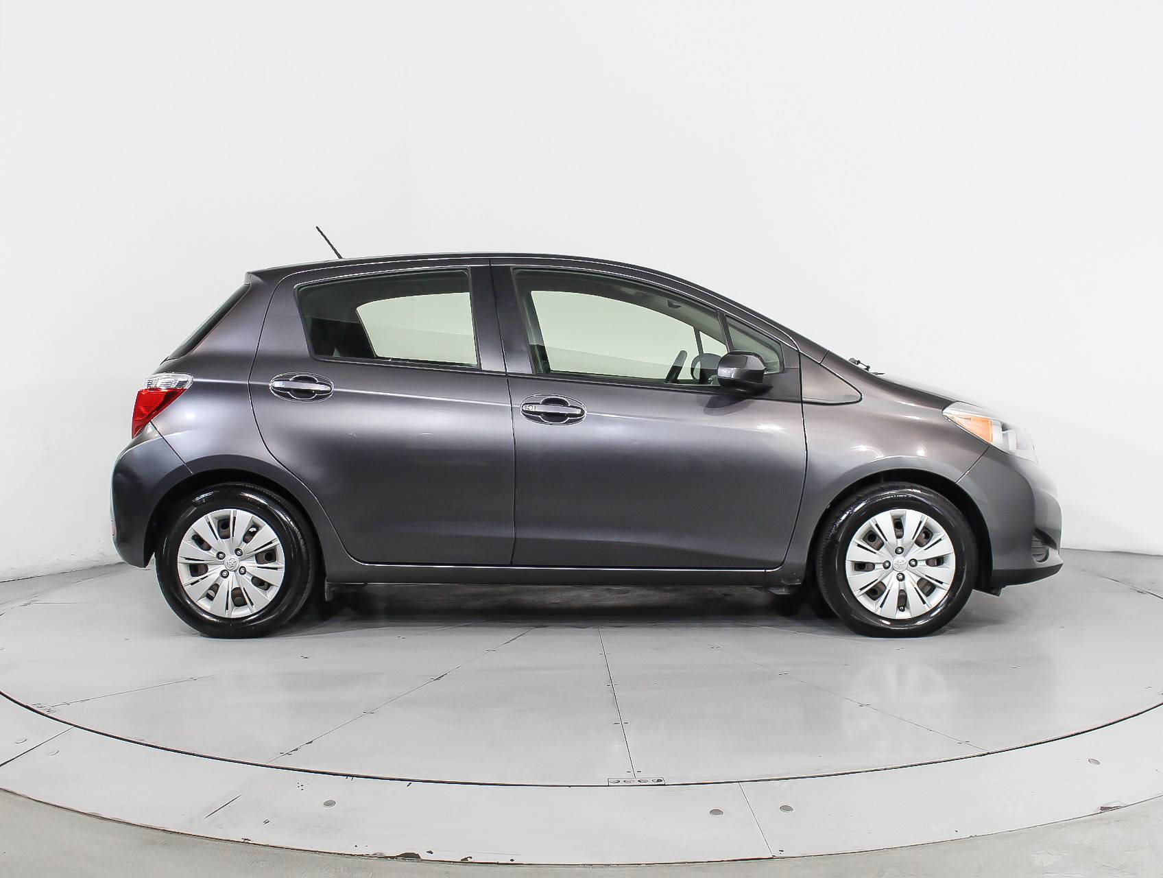 Florida Fine Cars - Used TOYOTA YARIS 2013 HOLLYWOOD Le