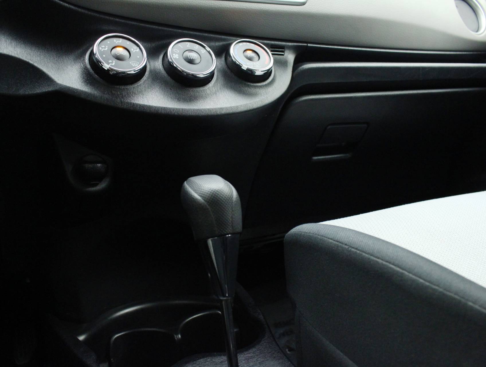 Florida Fine Cars - Used TOYOTA YARIS 2013 HOLLYWOOD Le