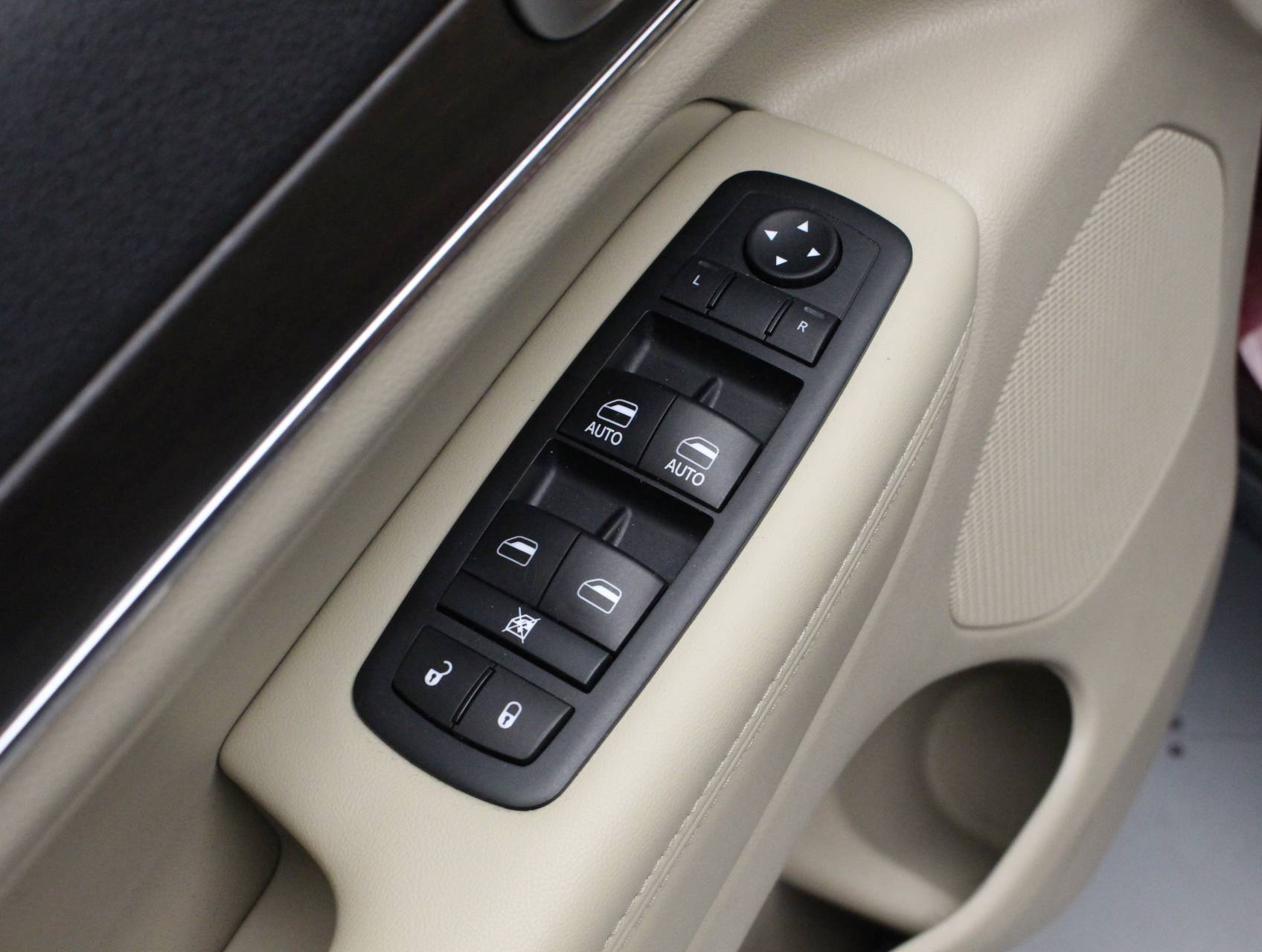 Florida Fine Cars - Used JEEP GRAND CHEROKEE 2017 HOLLYWOOD LIMITED